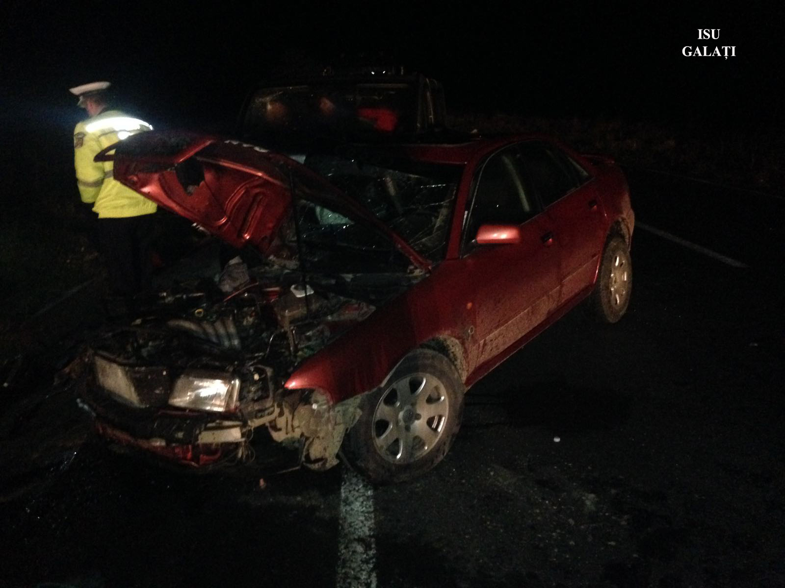 Trei morți și 11 răniți în urma unui accident cu patru mașini implicate / GALERIE FOTO