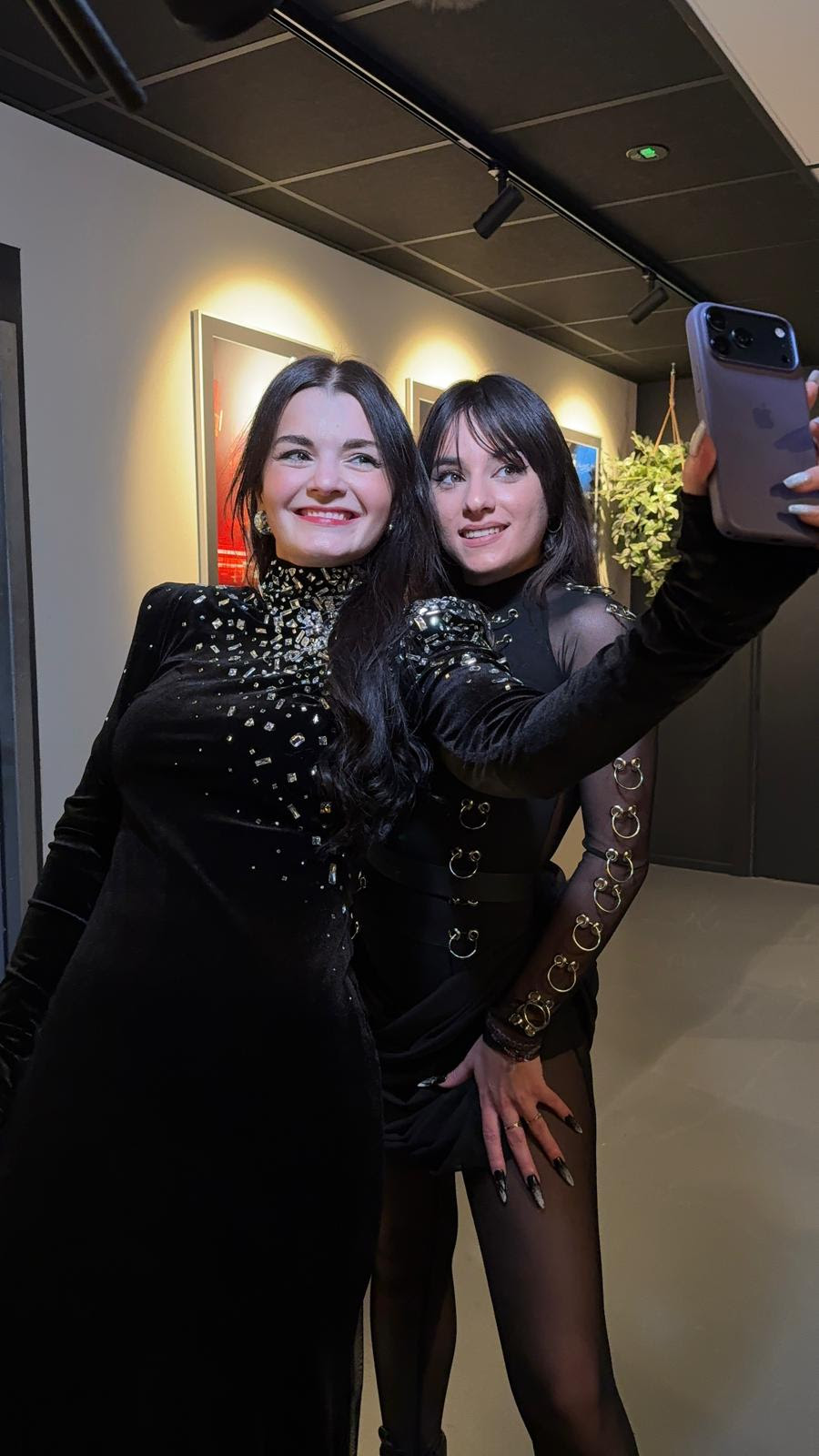 Cine este Alexandra Căpitănescu, artista care va reprezenta România la Eurovision 2026. Alături de cine va urca pe scenă