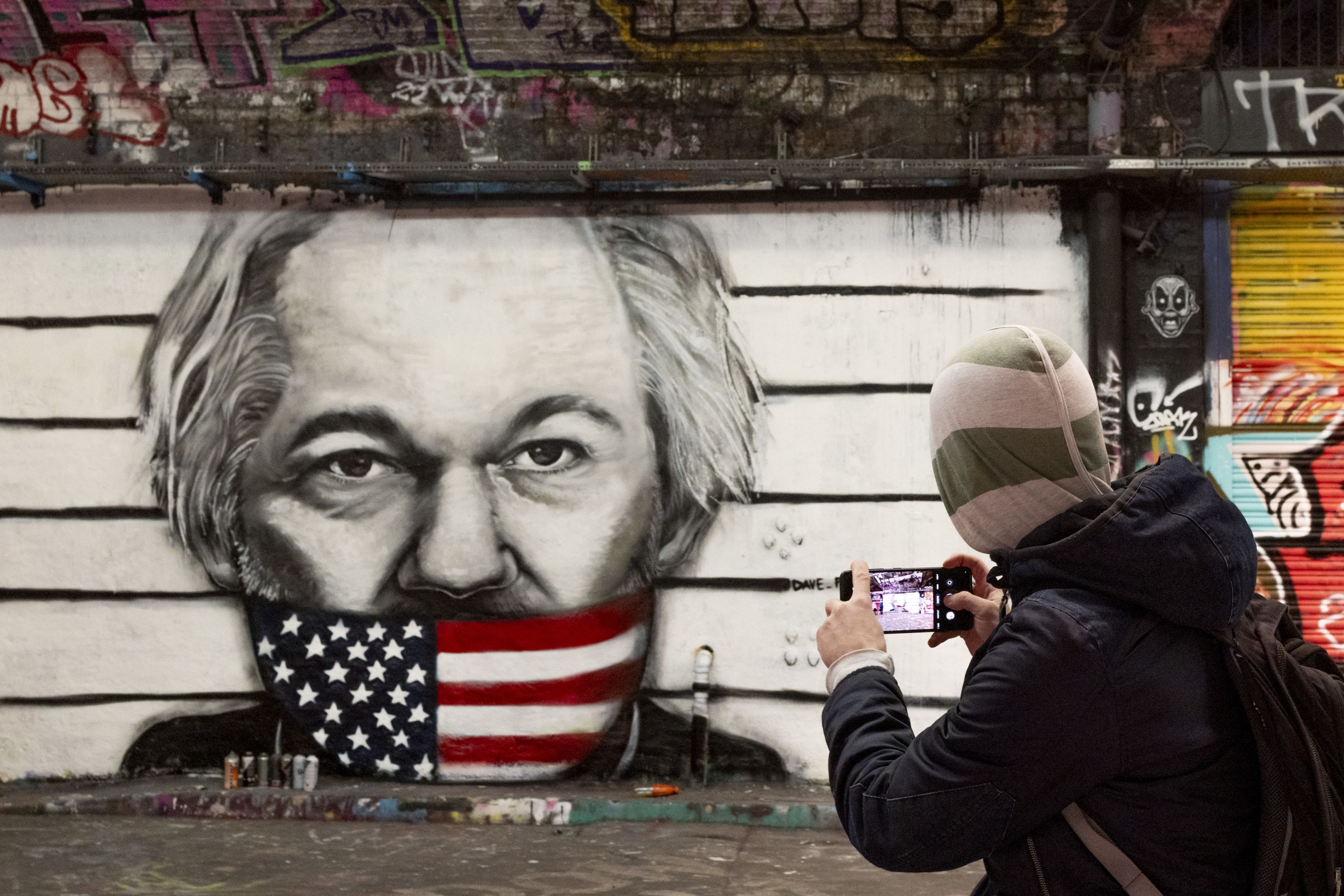 Cine este Julian Assange și care sunt detaliile acordului său cu SUA. Fondatorul WikiLeaks a fost eliberat după cinci ani de detenție