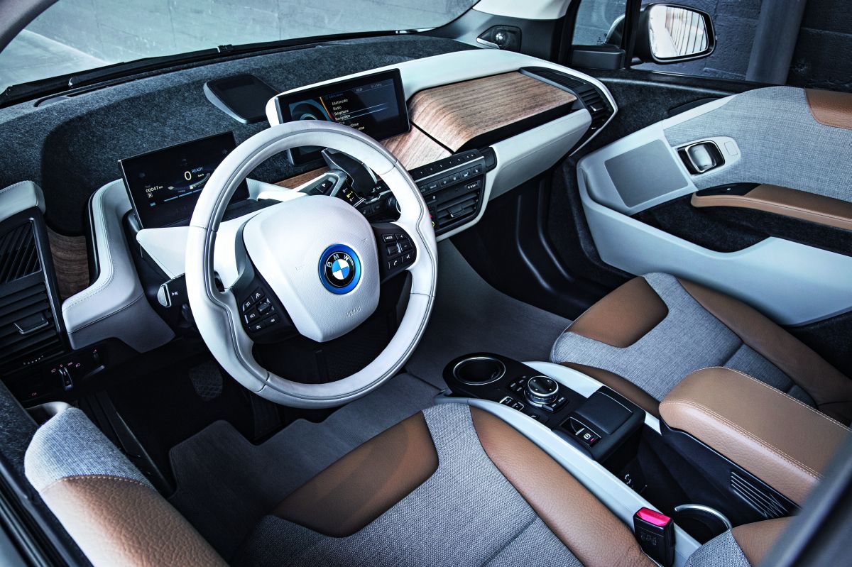 EXCLUSIV Drive test/ BMW i3 Agil ca un scuter, rapid ca un GTI