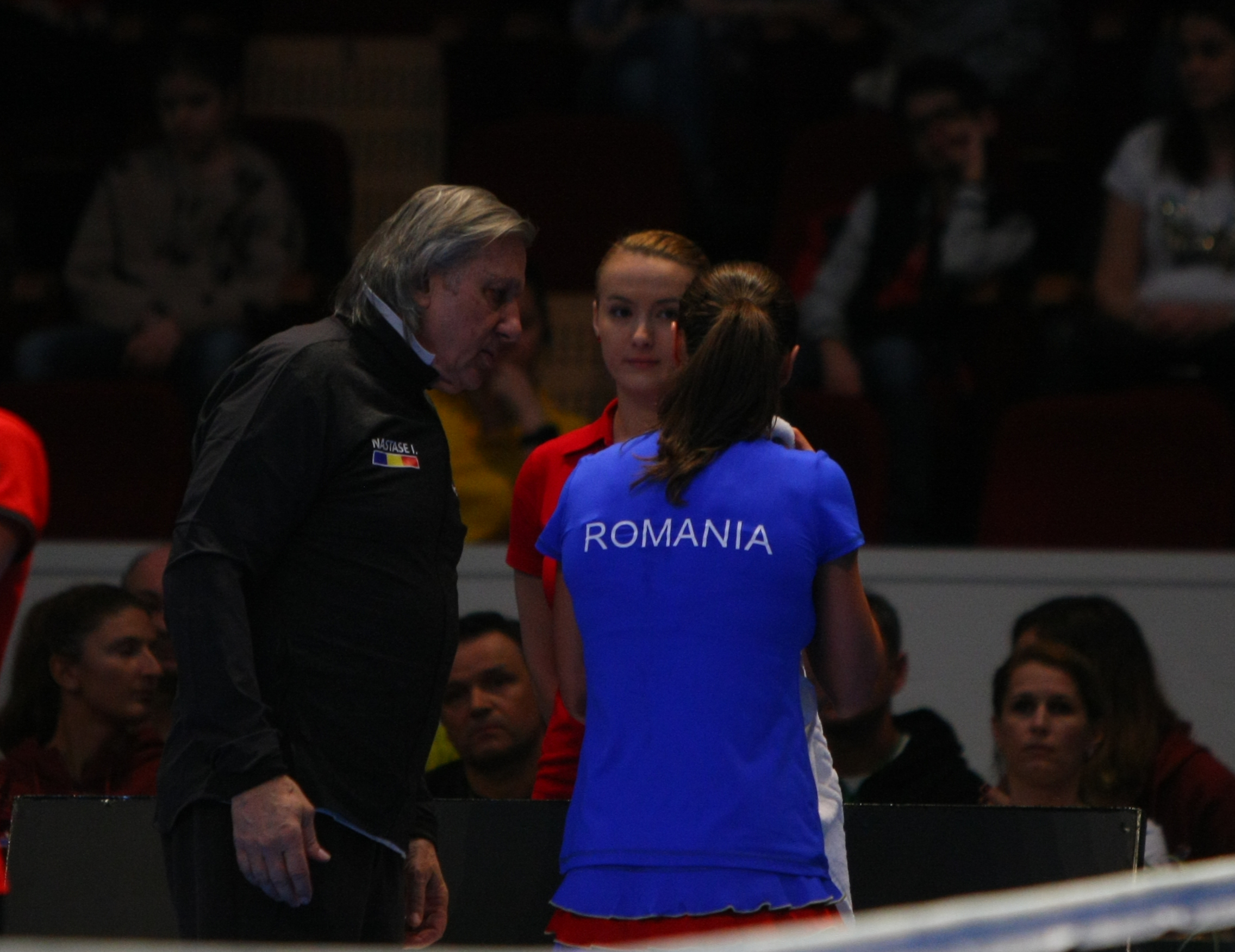 România a fost învinsă de Belgia, în primul tur al Grupei Mondiale II din Fed Cup. Irina Begu a jucat la simplu, dar a pierdut în setul decisiv. Reacții  | FOTO & VIDEO