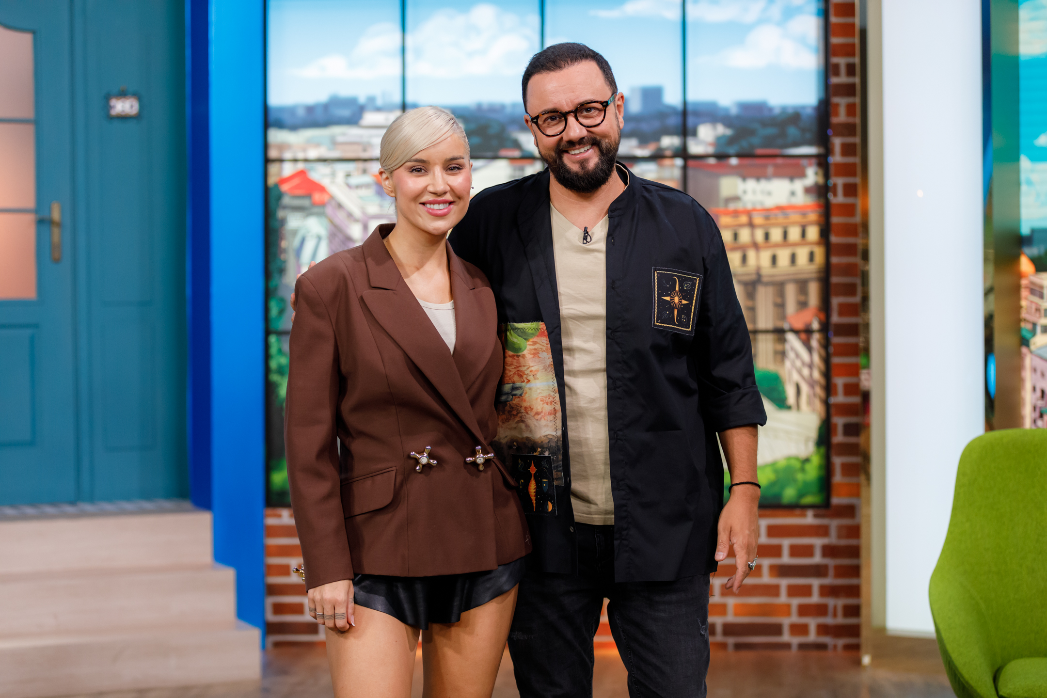 Câți bani câștigă Alina Ceușan lunar din online. Ce a spus prezentatoarea de la „Love Island” despre Ioana Grama