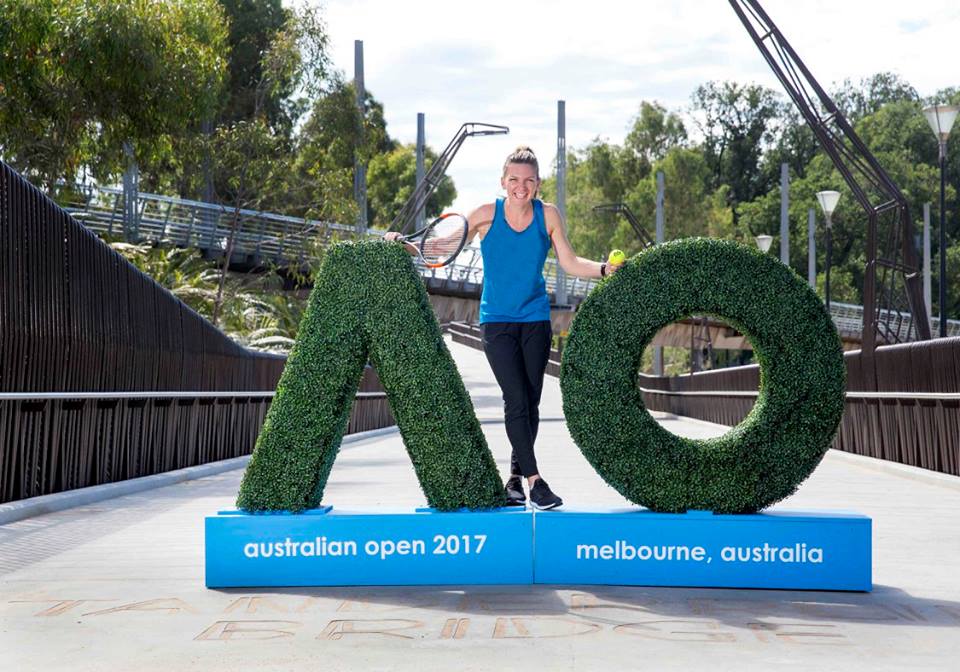Româncele vin pe rând la Australian Open. Simona Halep a făcut primul antrenament la Melbourne, a aterizat și Sorana Cîrstea / VIDEO