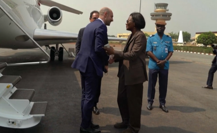 France is renewing its diplomatic engagement in Africa, highlighted by Foreign Minister Jean-Noël Barrot's visit to the Central African Republic (CAR) after seven years (Image: Africa News)