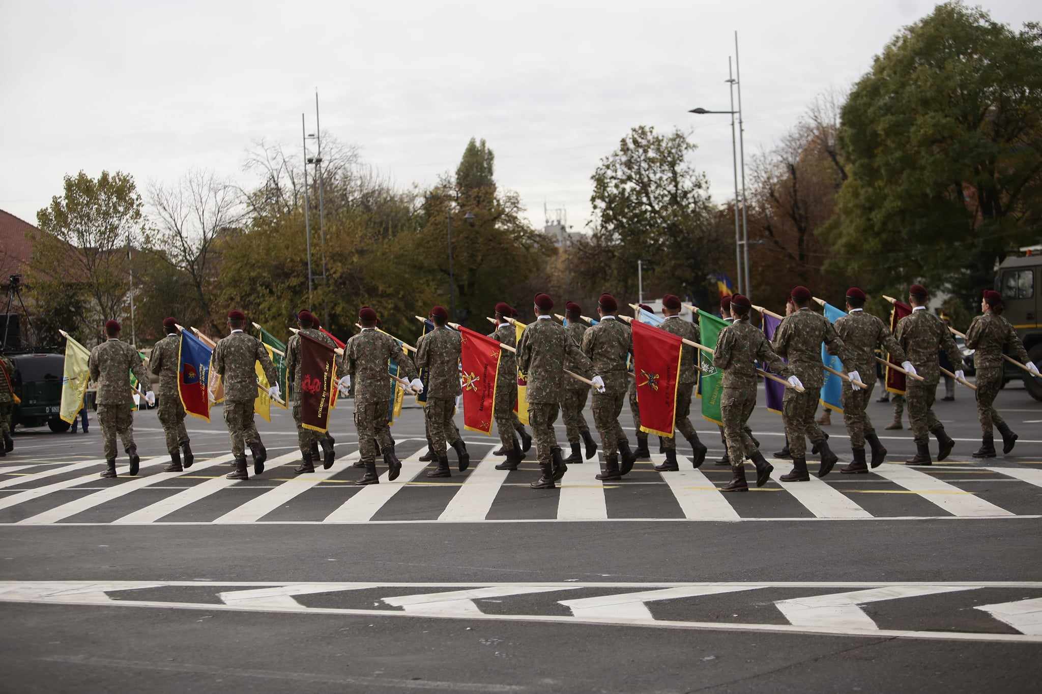 Restricțiile de circulație au aglomerat centrul Bucureștiului, din cauza repetiţiilor pentru parada militară de Ziua Națională
