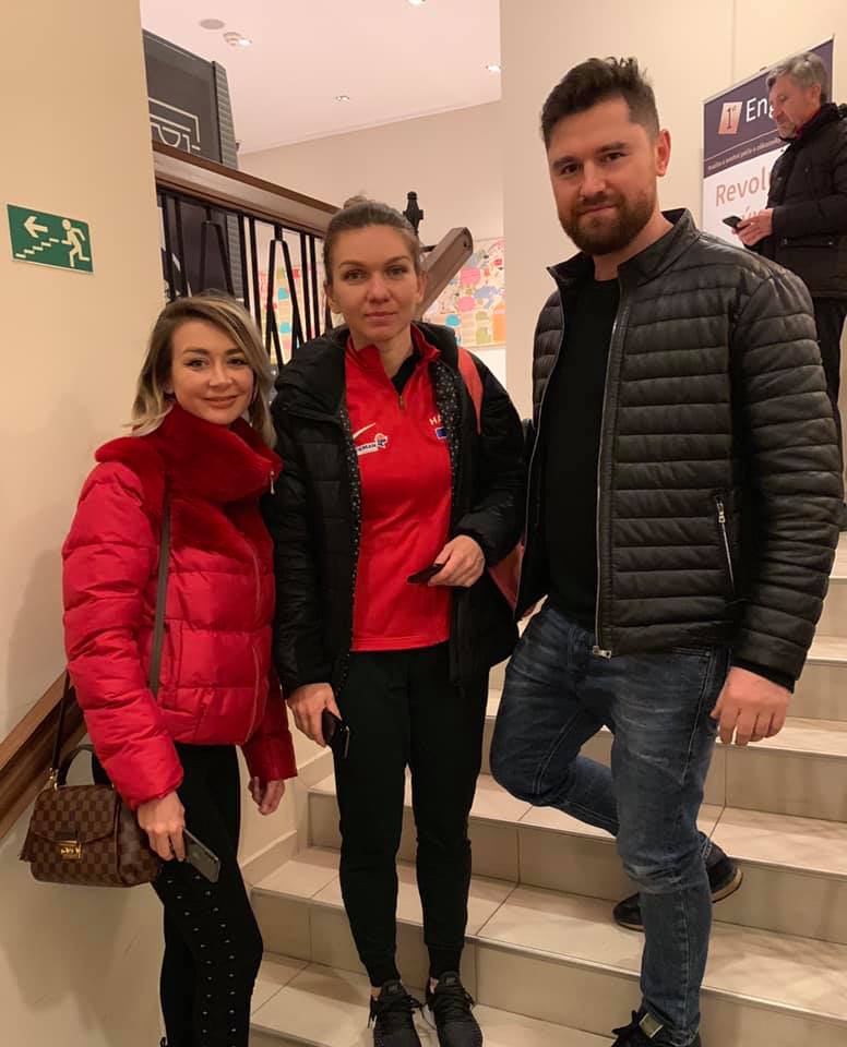 Denisa de la Bambi și-a dat planurile peste cap ca să le vadă pe Halep &co la meciul de tenis din Cehia | FOTO & VIDEO