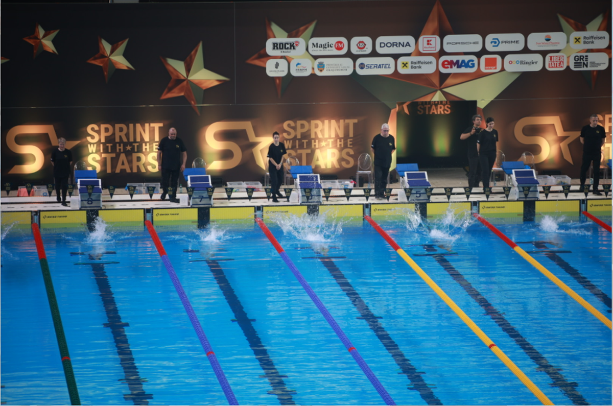 David Popovici a concurat alături de alte șapte nume mari ale înotului mondial la „Sprint with the Stars” din România
