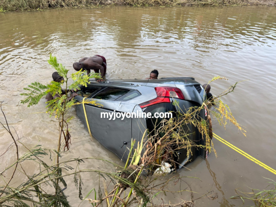Man found dead on Accra-Tema motorway after his car submerges in floodwaters