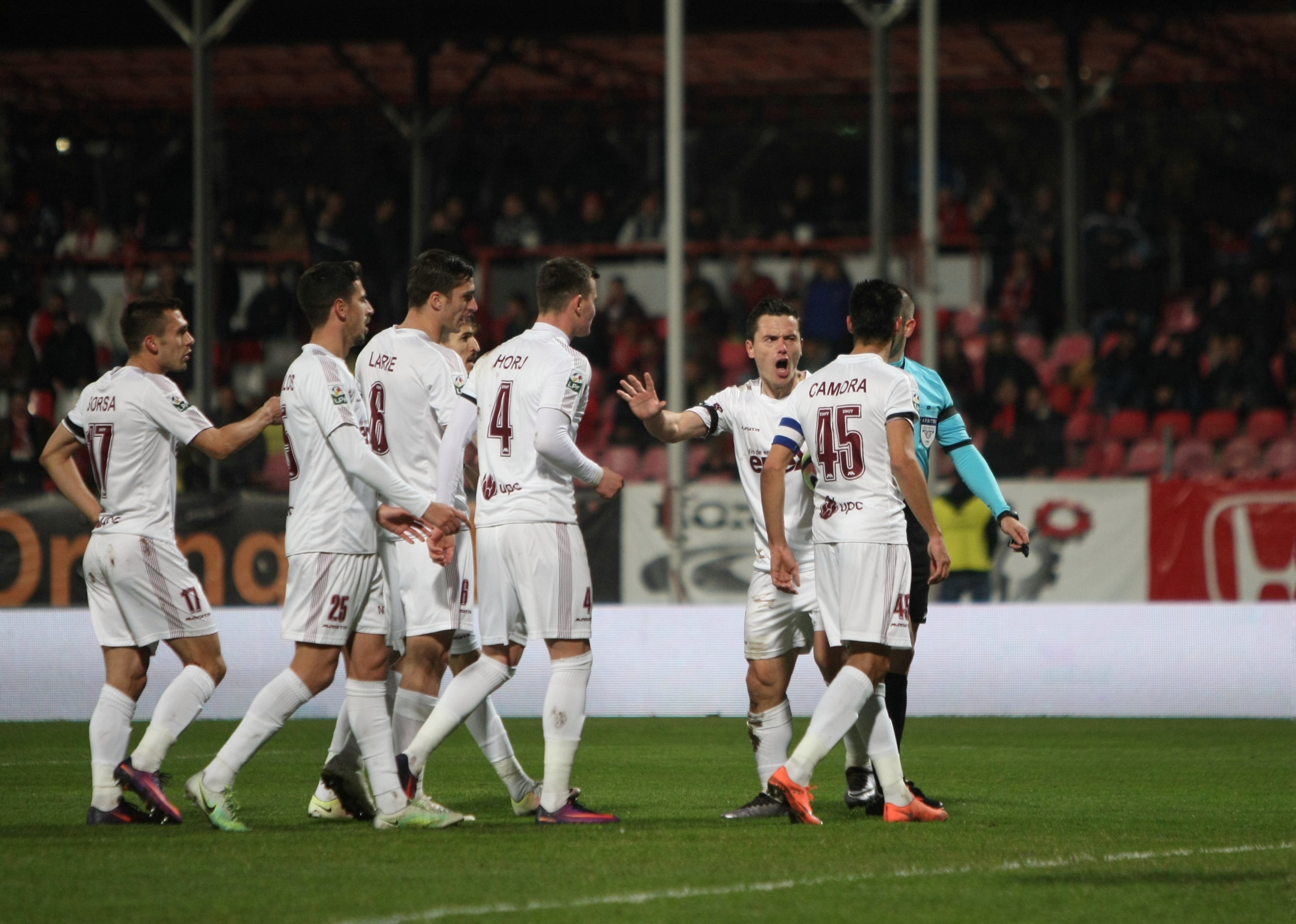 Liga 1: Dinamo - CFR Cluj 0-2. Juan Carlos și Sorsa i-au pus cu botul pe labe pe ”câini”. Din tribune s-a strigat ”Demisia!”