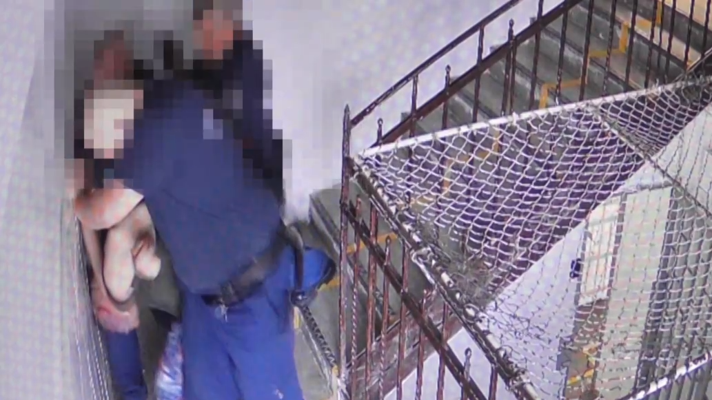 Kiverték a fogát és lenyelették vele: hét börtönőr verhetett meg egy rabot a miskolci börtönben