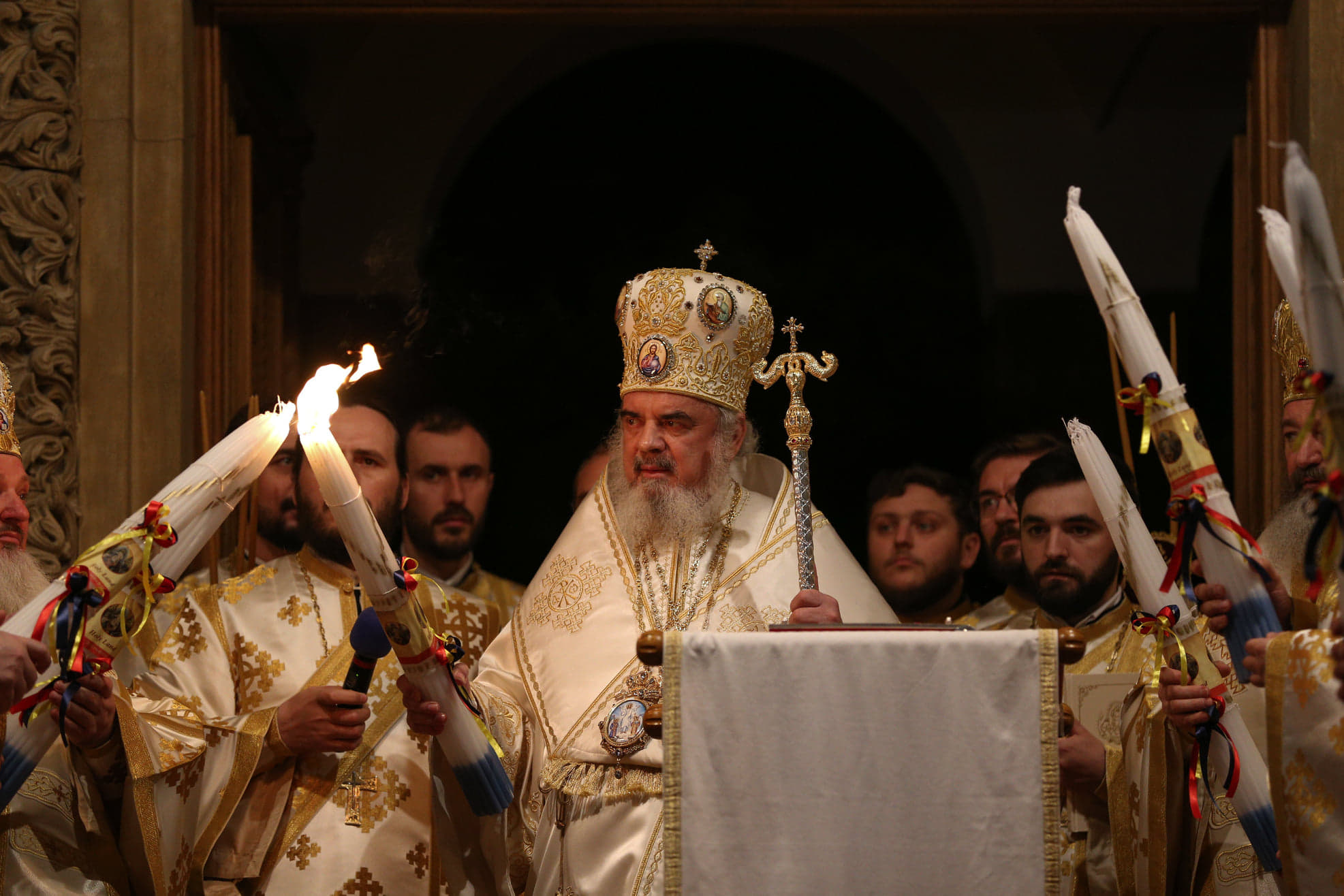 IMAGINI de la Patriarhie | Hristos a înviat! Milioane de credincioși au participat la slujba de Înviere, în toate bisericile din țară