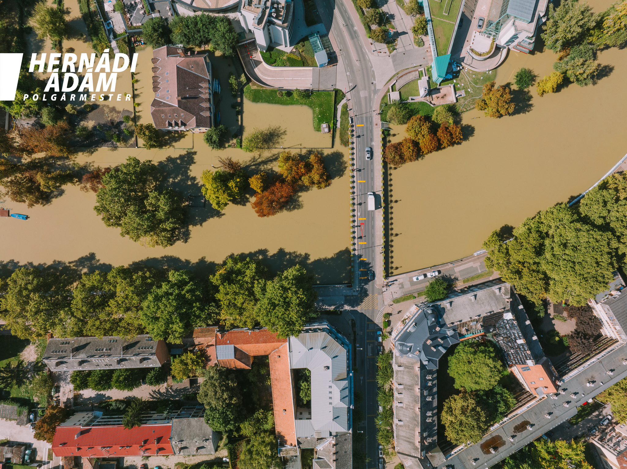 Dunărea a inundat un întreg oraș aflat la 25 km de Budapesta. Viitura ajunge în România săptămâna viitoare