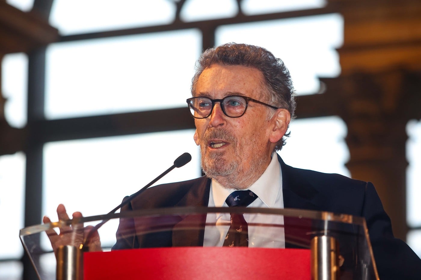 „Blestemul” rolului lui Iisus? Cum i s-a schimbat viața actorului Robert Powell și cum arată la 82 de ani