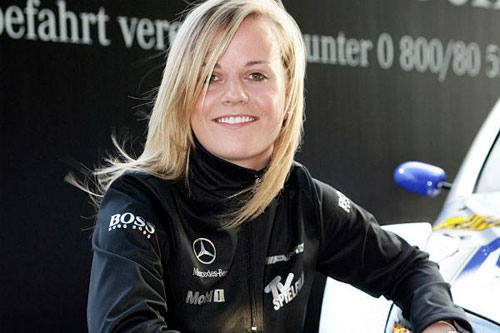 INCREDIBIL! O frumusețe de 31 de ani, în Formula 1! Debutează la Silverstone