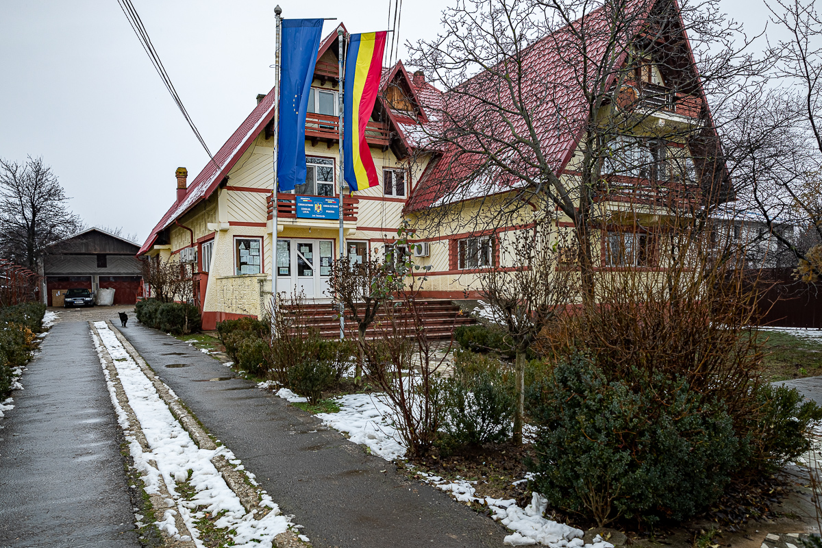 Cazul băiatului agresat sexual din Dâmbovița: de ridicat, au ridicat victima!﻿