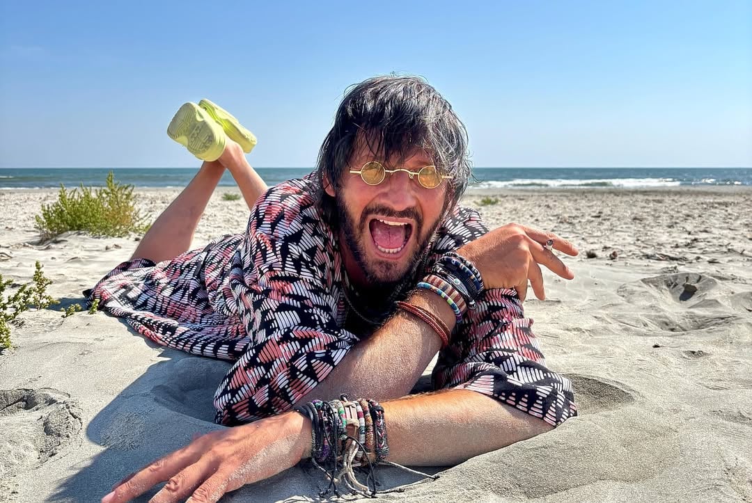Actorul Bogdan Farcaș, mesaj emoționant pentru mama lui, pe scena de la Teatrul Național din București, la Gala Premiilor Gopo 2026