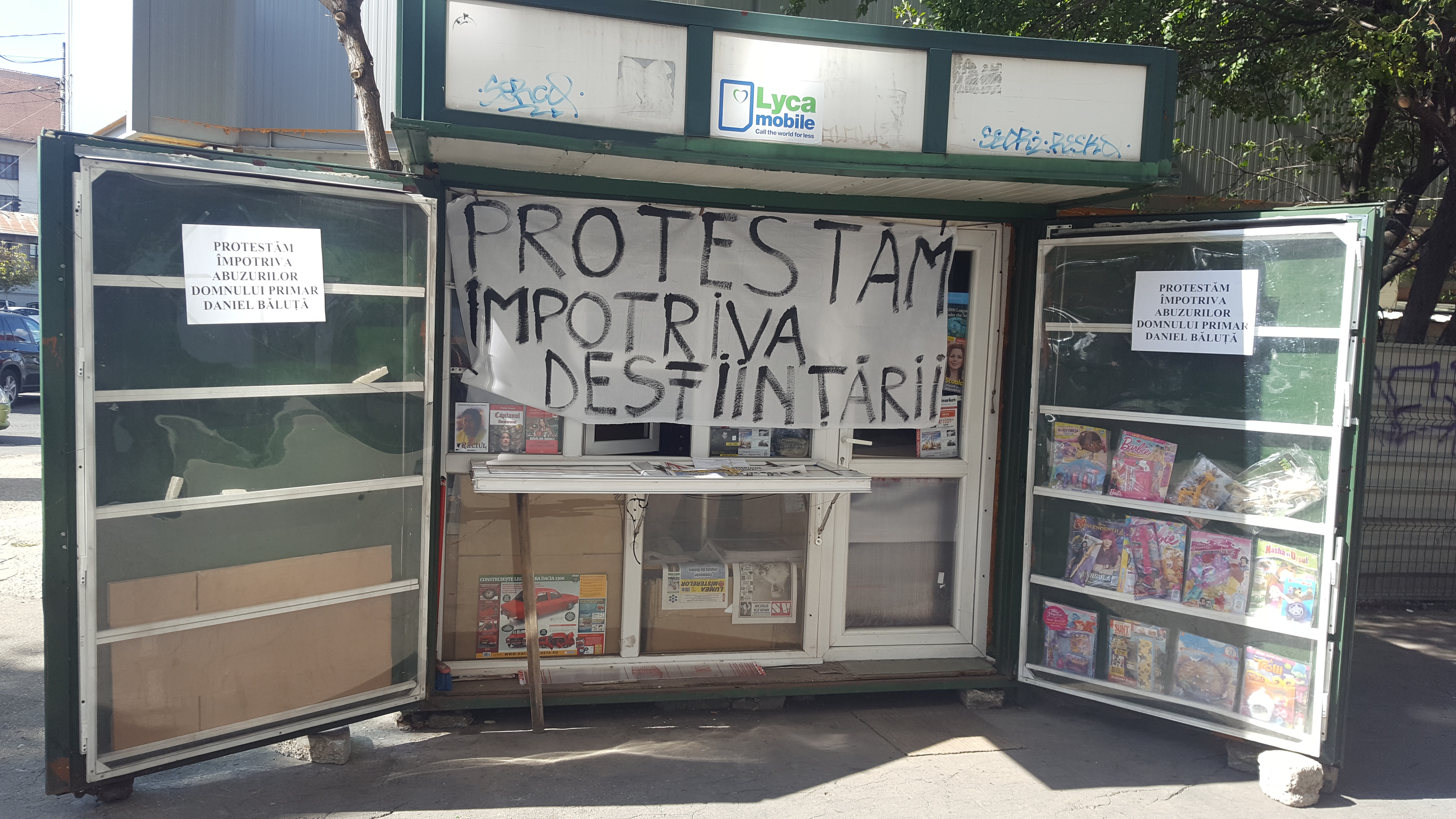 EXCLUSIV | Scandal între difuzorii de presă și Primărie, în Sectorul 4. Dispar chioșcurile de ziare! (FOTO & VIDEO)