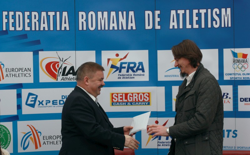 Premii dublate pentru Florentina Marincu și Marian Oprea. Au primit câte 10.000 de euro / FOTO