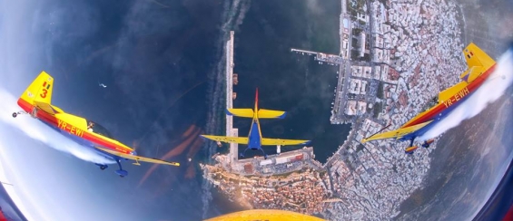 UPDATE. Programul BIAS 2018. Ce se întâmplă la show-ul aviatic cu 150 de aeronave şi peste 100 de piloţi şi paraşutişti din 13 ţări / FOTO&VIDEO