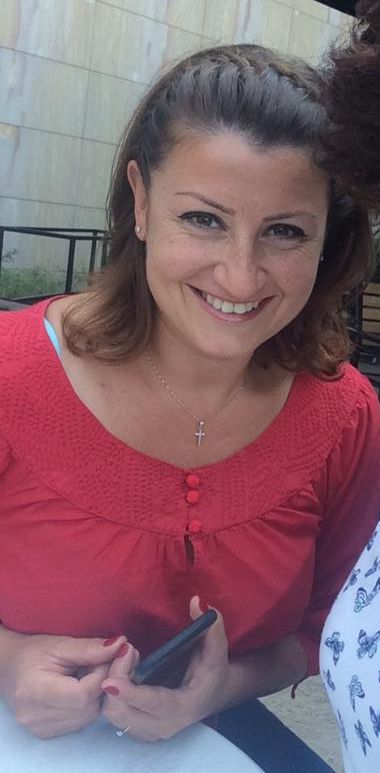 Cum arată acum Adriana Nicolae, cea care se certa cu Andreea Marin din cauza lui Bănică Junior. S-a transformat | FOTO
