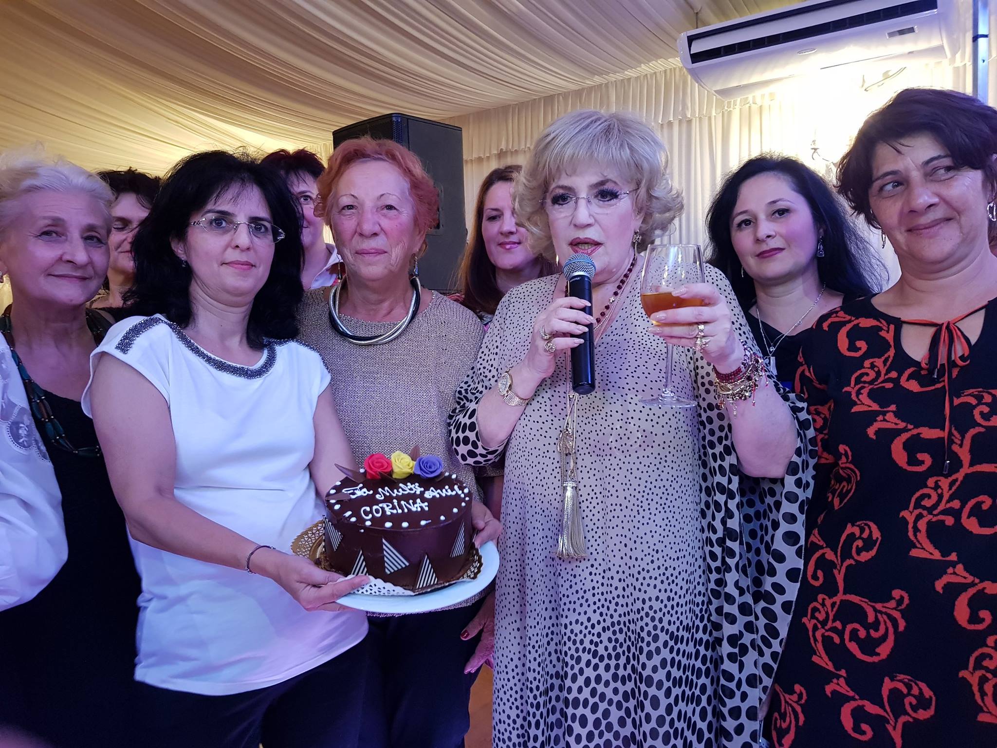 Amănuntul neștiut despre Corina Chiriac. Și-a creat chiar ea rochia pe care a purtat-o de ziua de naștere | FOTO