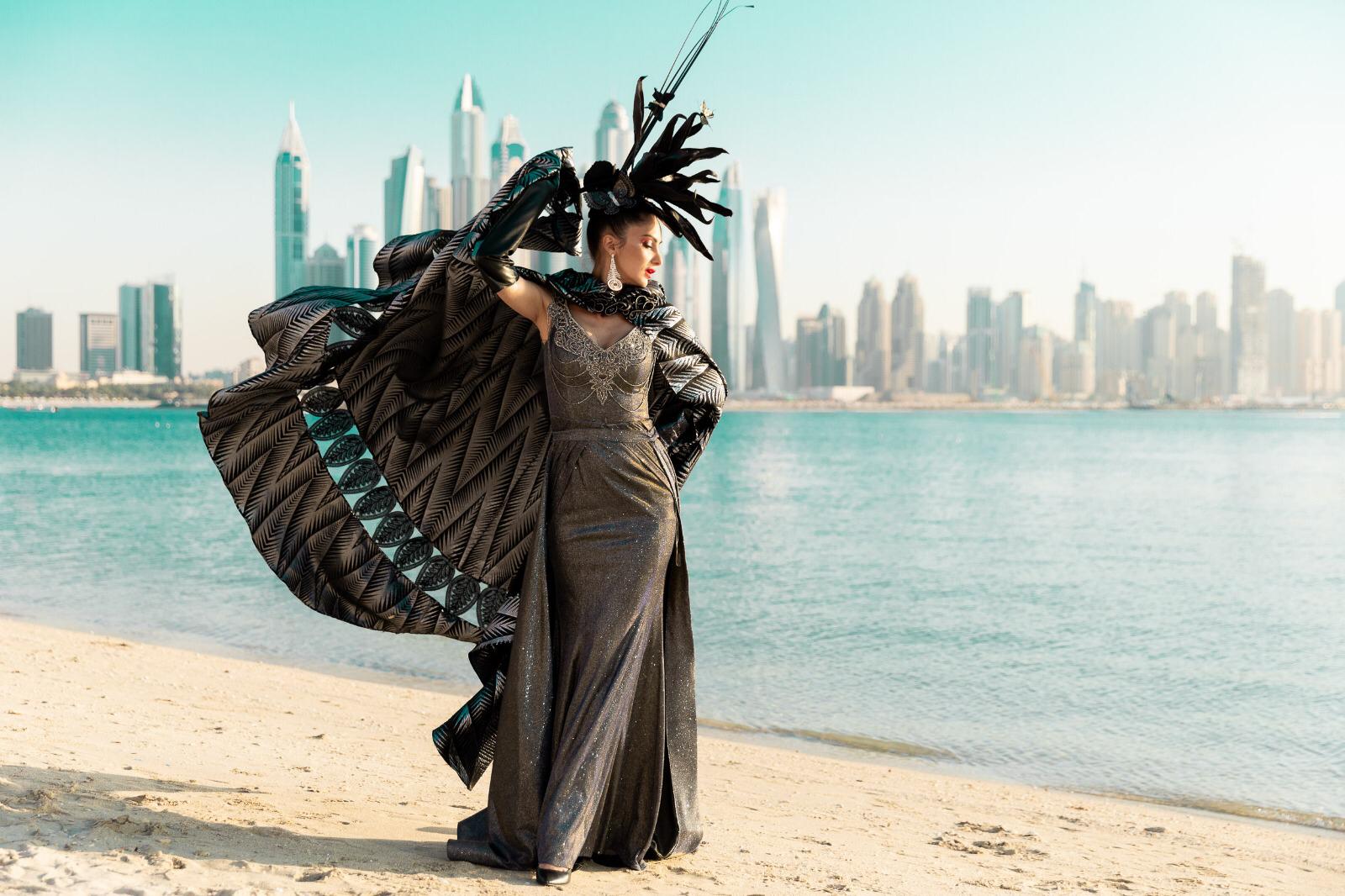 Designerii români și-au prezentat creațiile la Dubai. Cătălin Botezatu, prezent la cel mai important eveniment