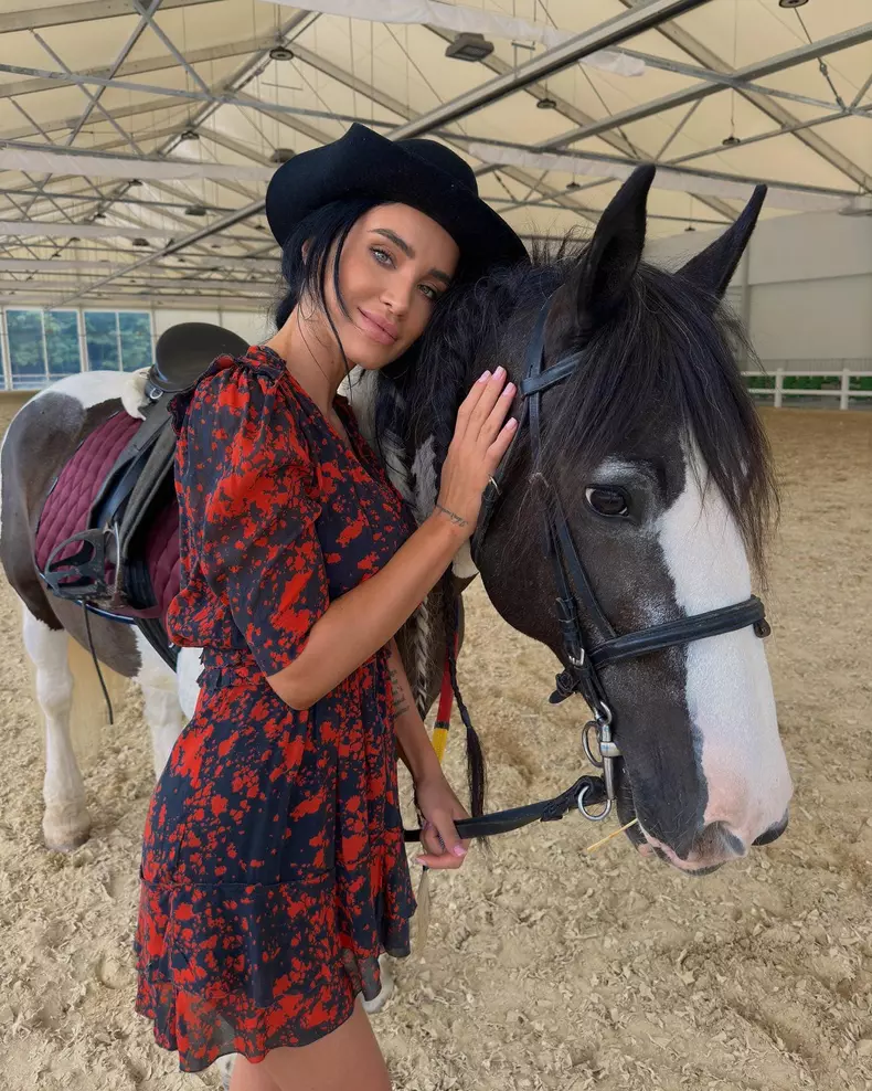 Adelina Pestrițu a renunțat la implantul mamar. Cum arată după intervenție și de ce a luat decizia: „Am analizat situația împreună cu medicii”