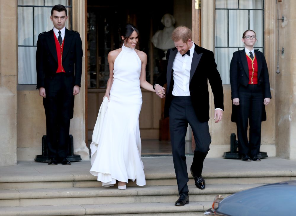 FOTO/ Cum s-au îmbrăcat Prinţul Harry şi Meghan Markle la recepţia de la Frogmore House