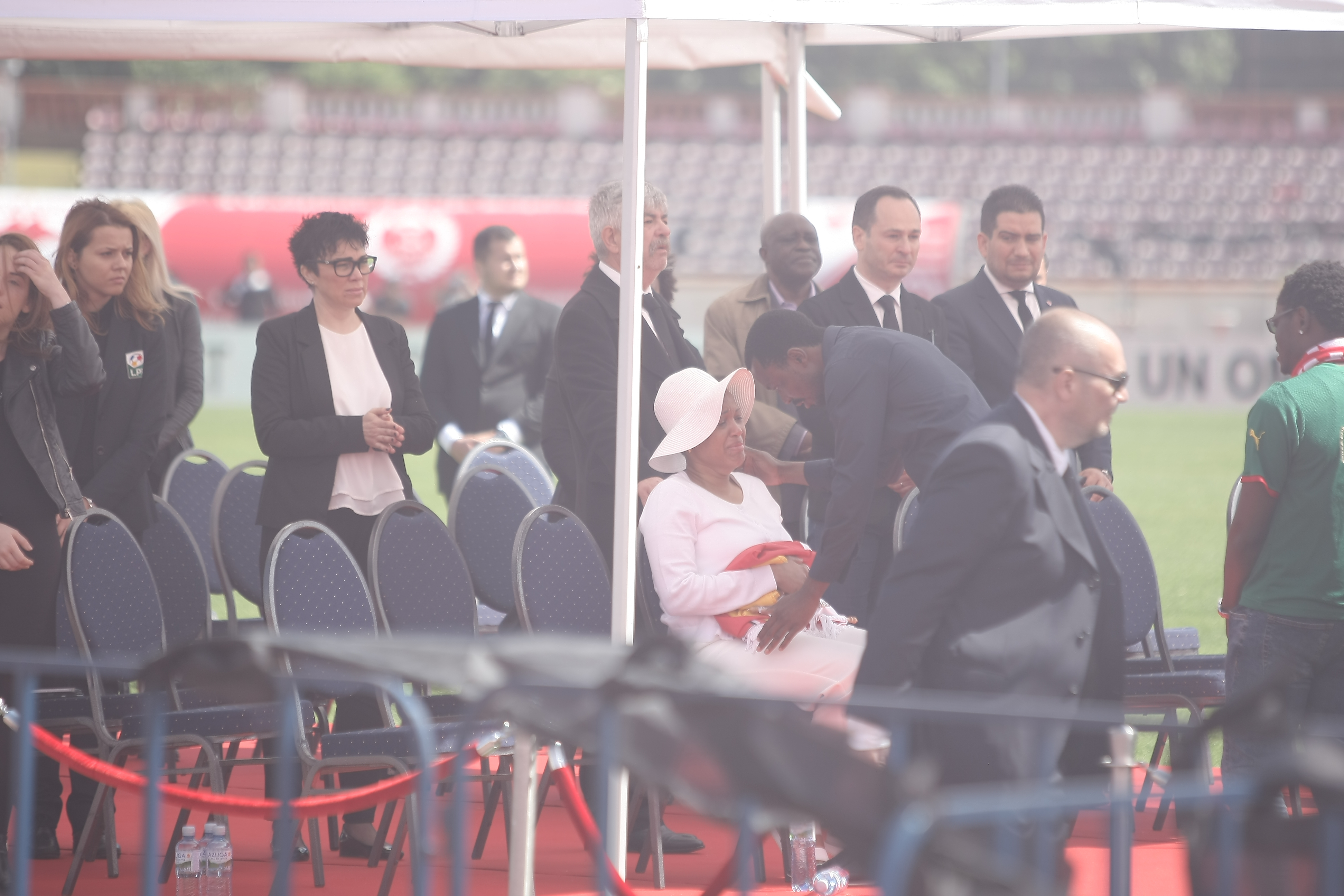 EXCLUSIV / Fratele lui Patrick Ekeng, dezvăluiri în premieră despre decesul fotbalistului. ”Nu stăm noi la mila banilor lui Dinamo. Suferim în tăcere”