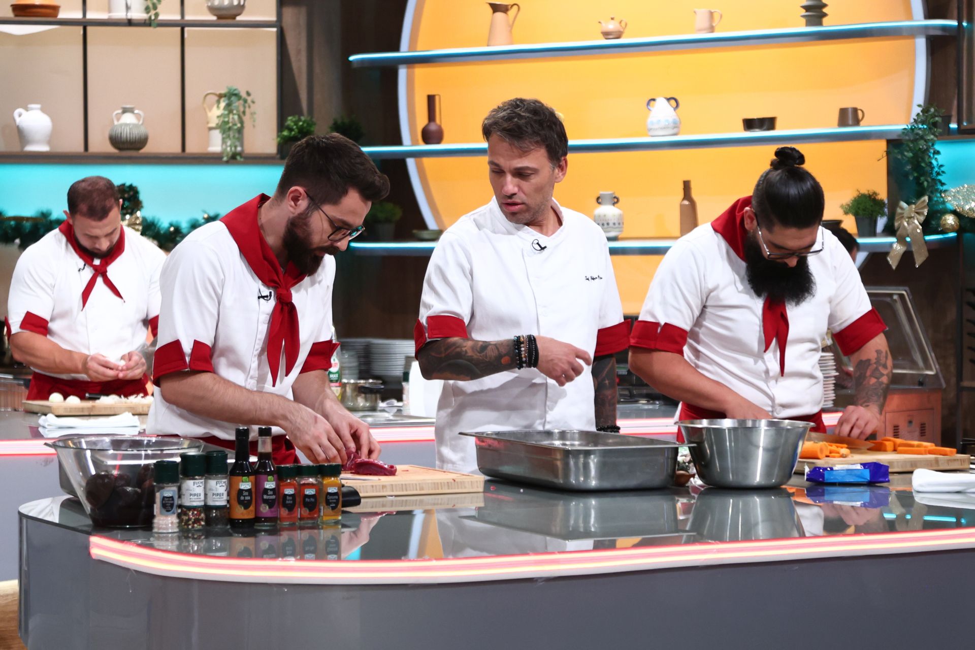 Iulia Magda Pătrașcu, eliminată de la „Chefi la cuțite”, sezonul 14. Ultima confruntare a sezonului și proba individuală din această seară vor decide semifinaliștii