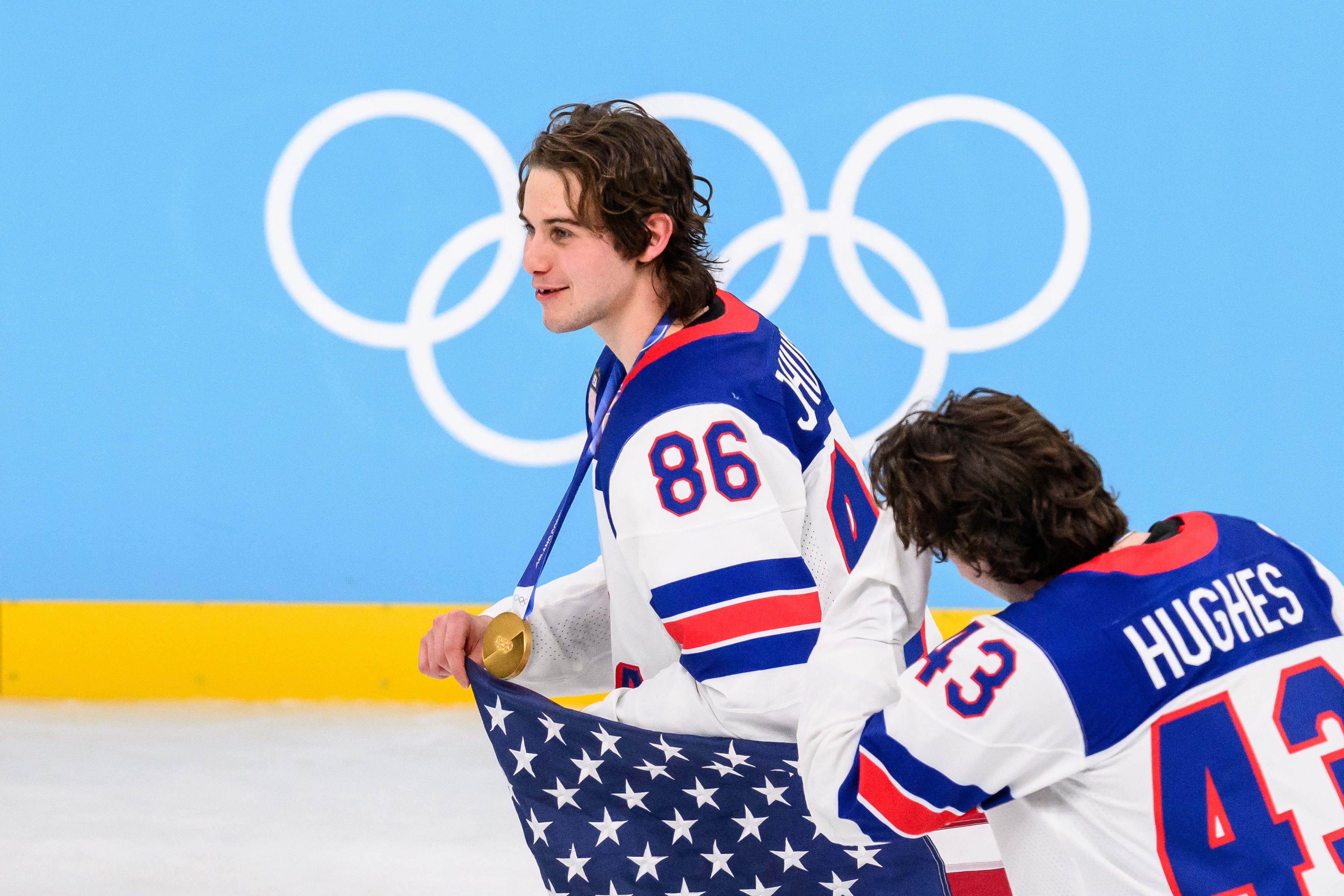 SUA câștigă aurul olimpic după 46 de ani. Jack Hughes a decis finala cu Canada în prelungiri
