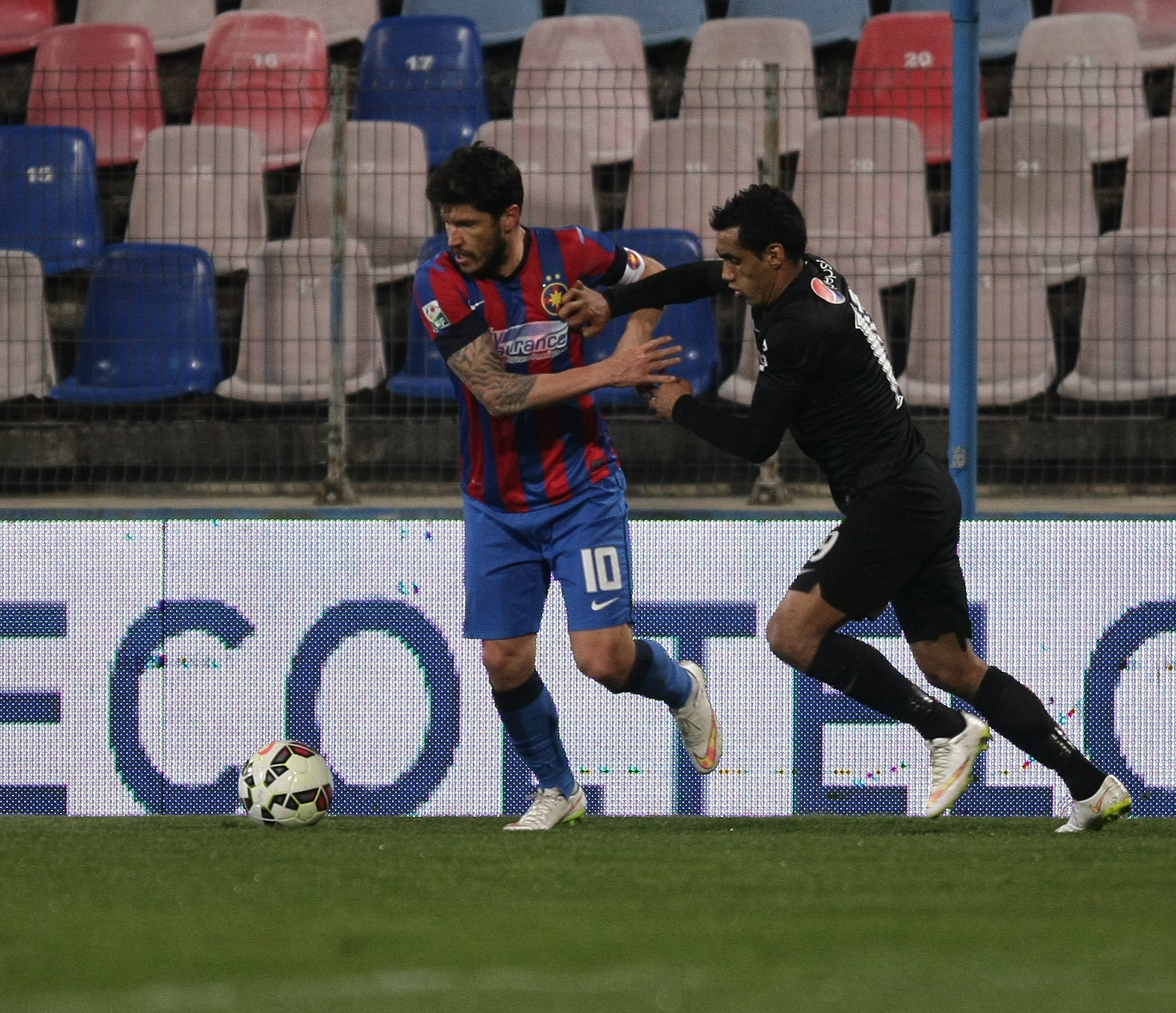 Steaua - Viitorul 4-1. Fără Puțanu pe teren, și ”Dodel” e mare / FOTO&VIDEO