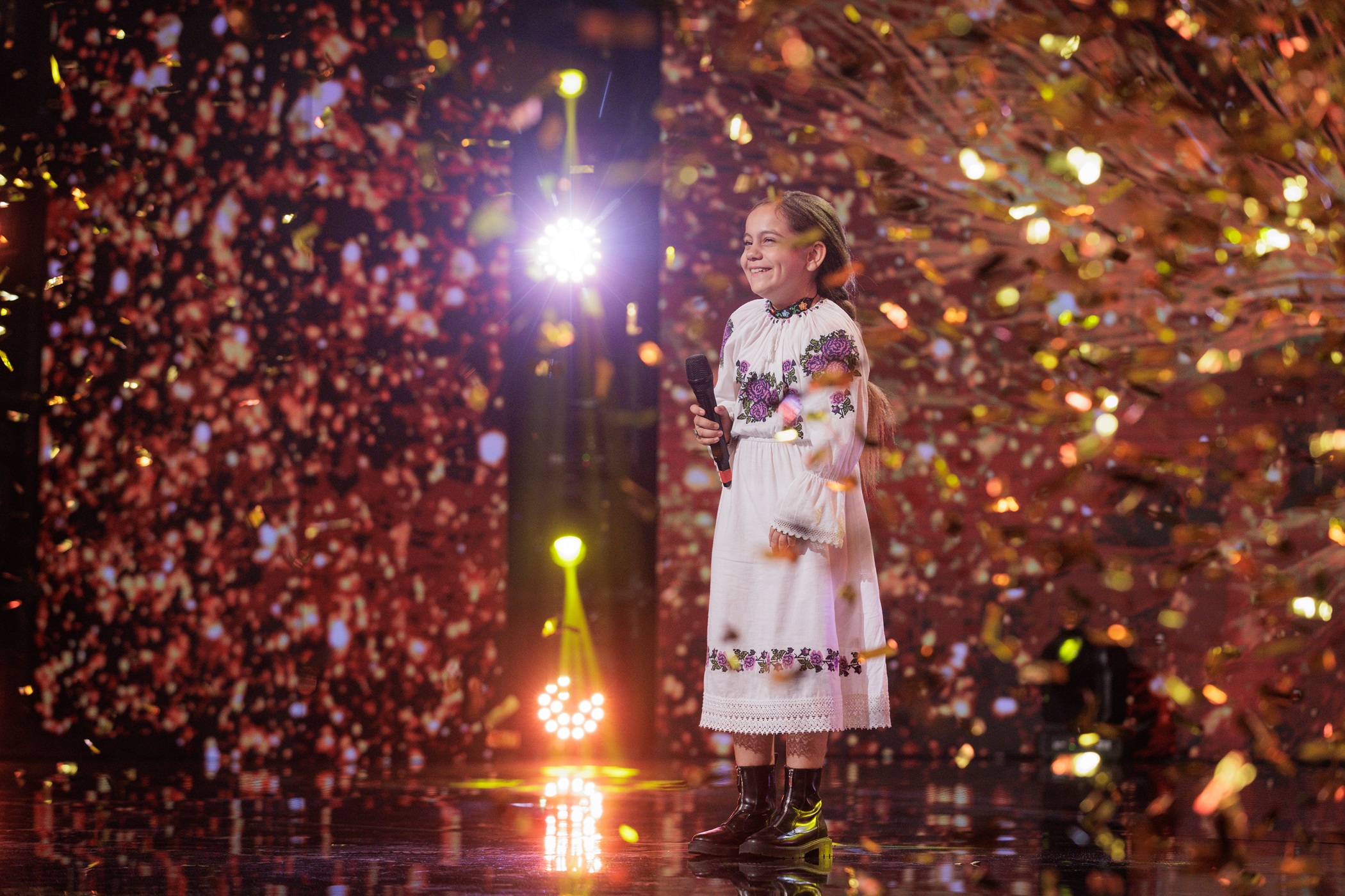 Cine e Sara Hanț, care a primit Golden Buzz la „Românii au talent” 2025. „La naștere eram pur și simplu moartă! La a patra resuscitare, am înviat”