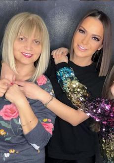 Ce spune Andreea Antonescu despre căsătoria mamei sale: „Îi urez noroc și fericire”. Artista nu a fost prezentă la eveniment