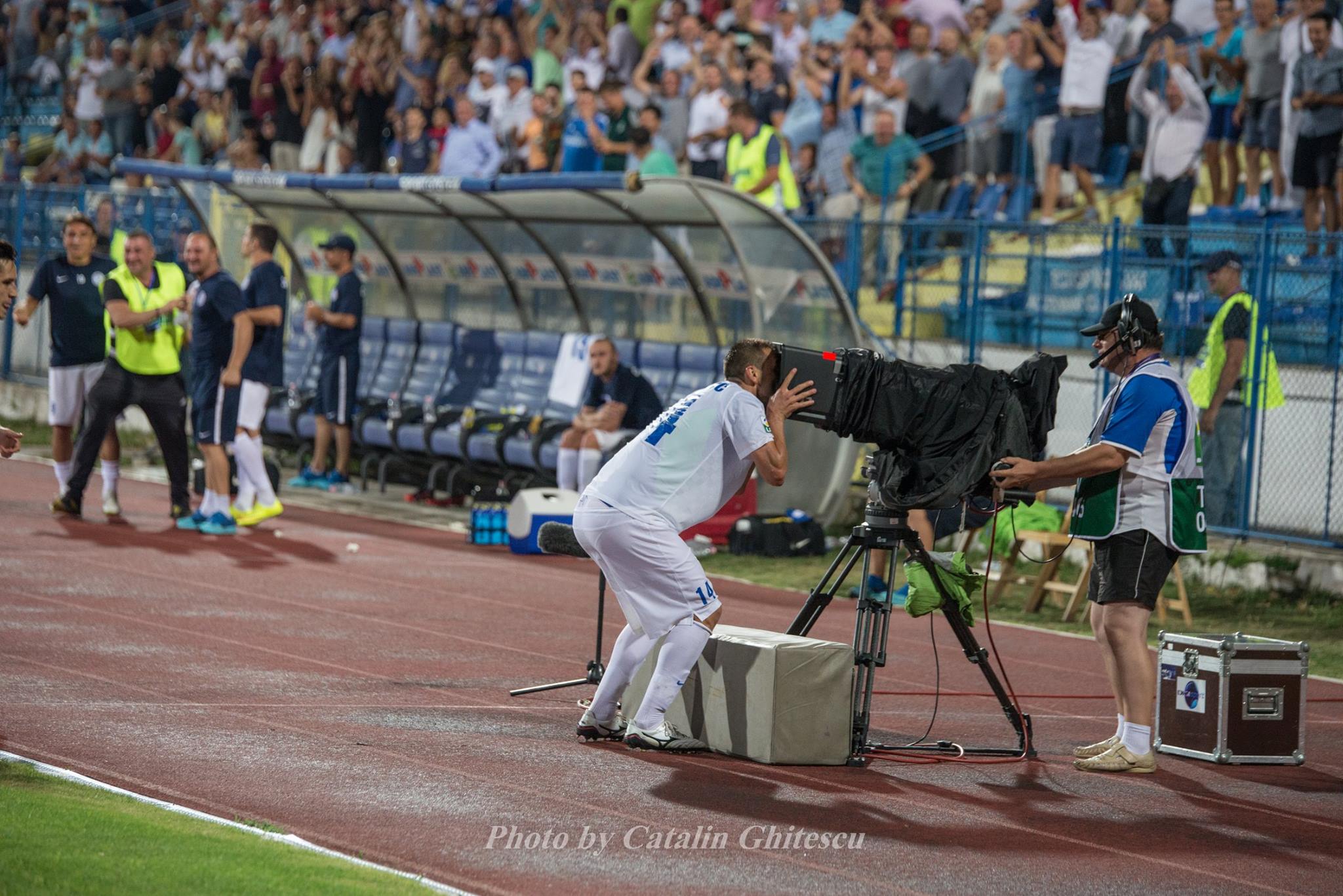 Florin Prunea, președintele liderului CSMS Iași, o liniștește pe Steaua! ^Moldovenii nu trag la titlu și se declară surprinși de poziția pe care o ocupă: ”Este o conjunctură că suntem pe primul loc!”