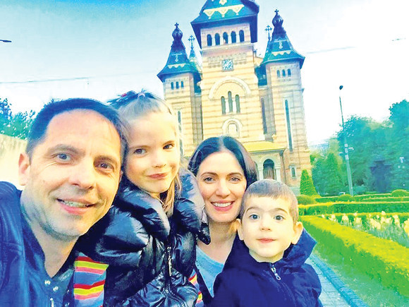 Fiica lui Dan Negru, ofertată să apară într-o reclamă la TV: „Nici nu a vrut să audă”. De ce a refuzat propunerea Dara, care la 13 ani muncește