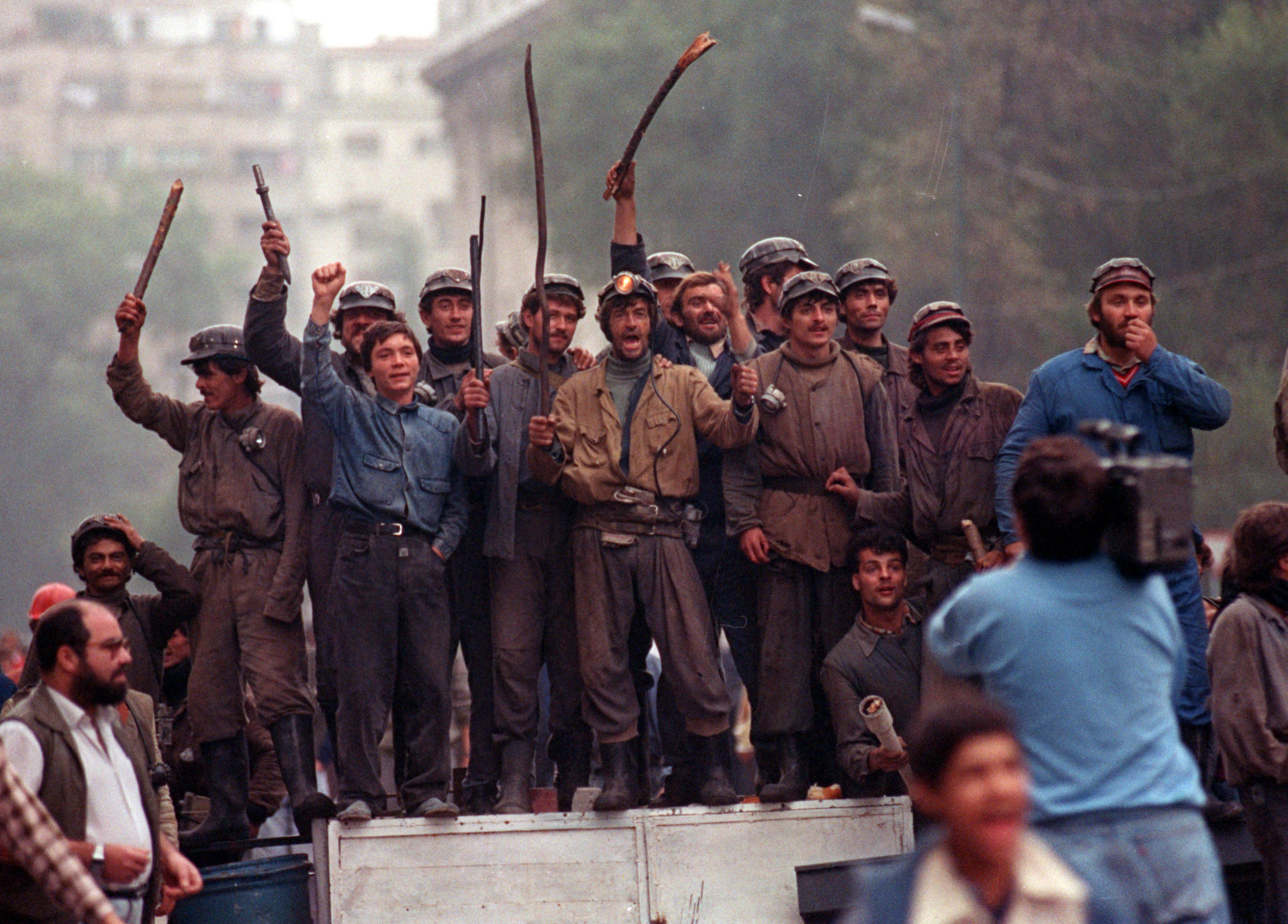 Filmul Mineriadei din 13-15 iunie 1990. Trei zile în care Capitala a fost scena tuturor ororilor din secolul XX: crime, violențe, arestări abuzive, torturi și umilințe