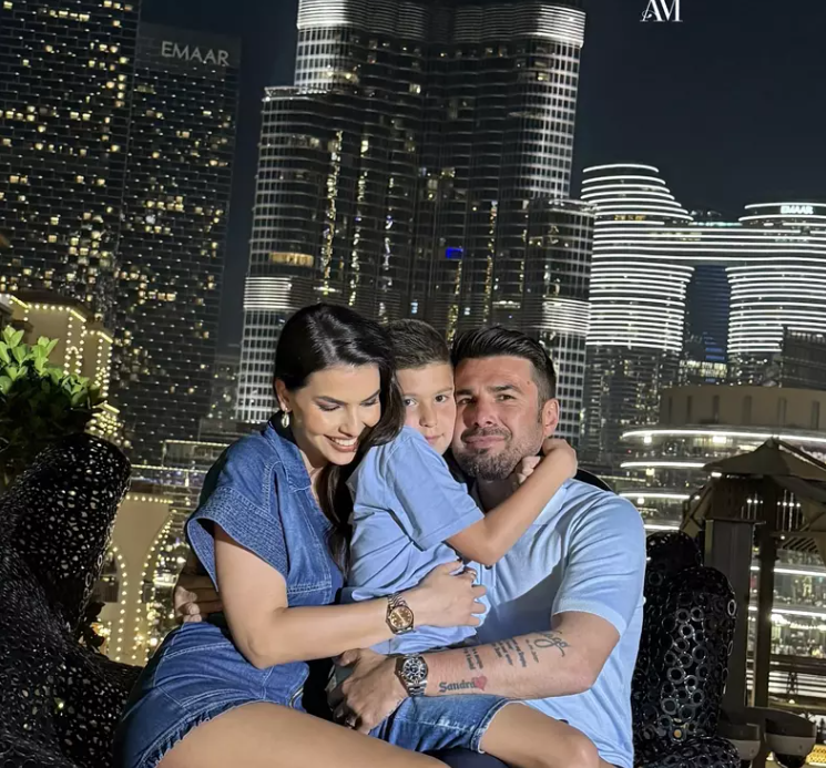 Tiago, fiul cel mic al lui Adrian Mutu, a împlinit 8 ani. Cum l-au sărbătorit părinții. „La mulți ani, iubitul meu”