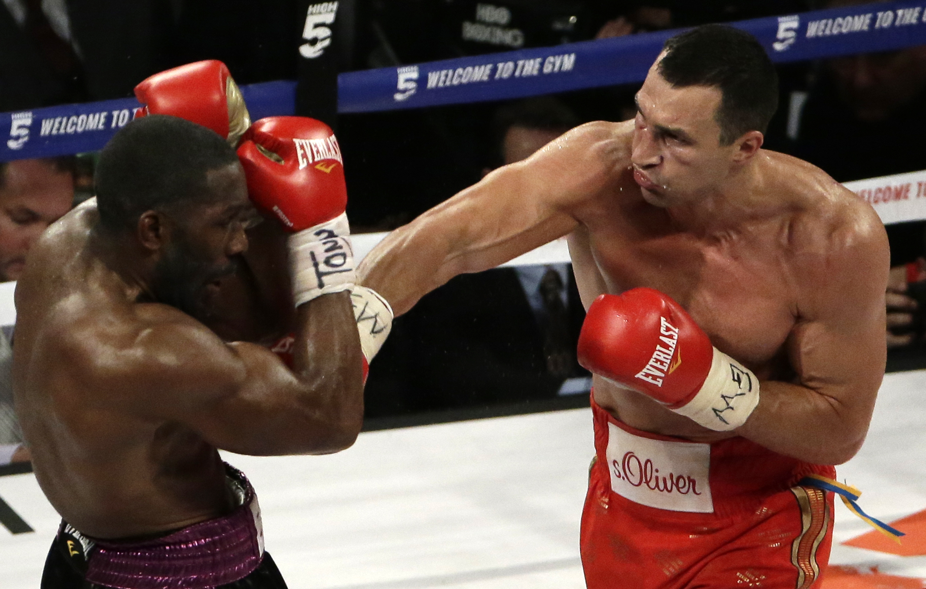 Klitschko l-a învins pe Jennings. Se pregăteşte Tyson Fury!