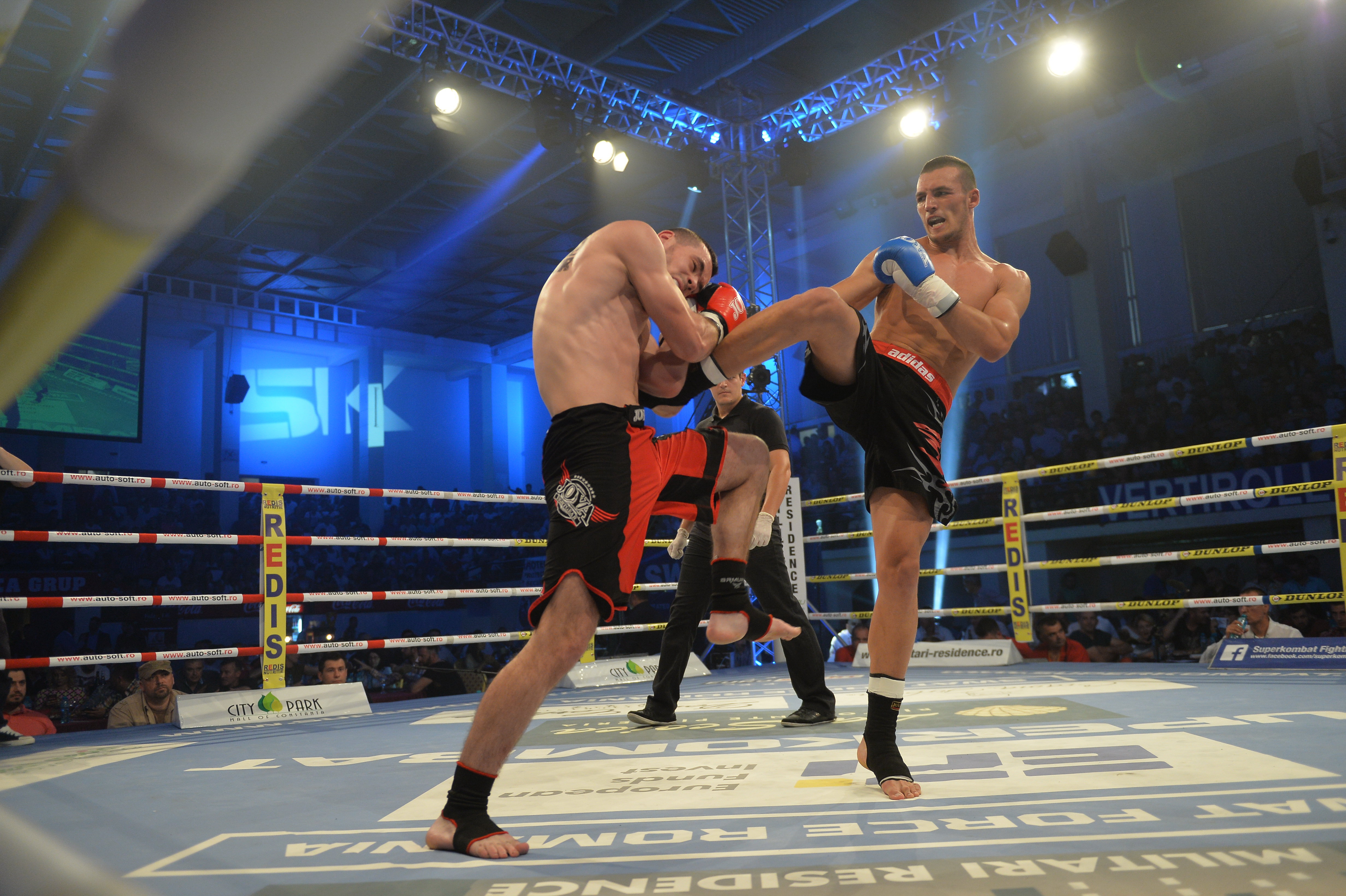 SUPERKOMBAT CONSTANȚA: Cătălin Moroșanu l-a distrus pe gigantul de 2,07 metri / REZULTATE & GALERIE FOTO & VIDEO