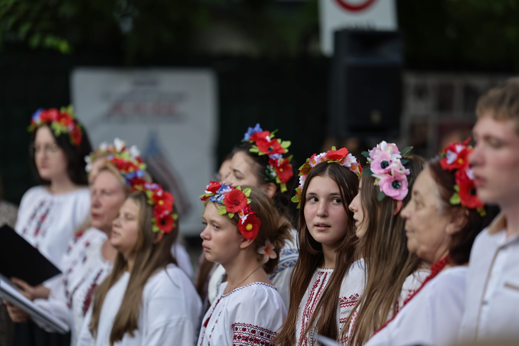Prințesa Briana Caragea a primit medalia Inima de Aur din partea lui Zelenski pentru ajutorul acordat refugiaților ucraineni