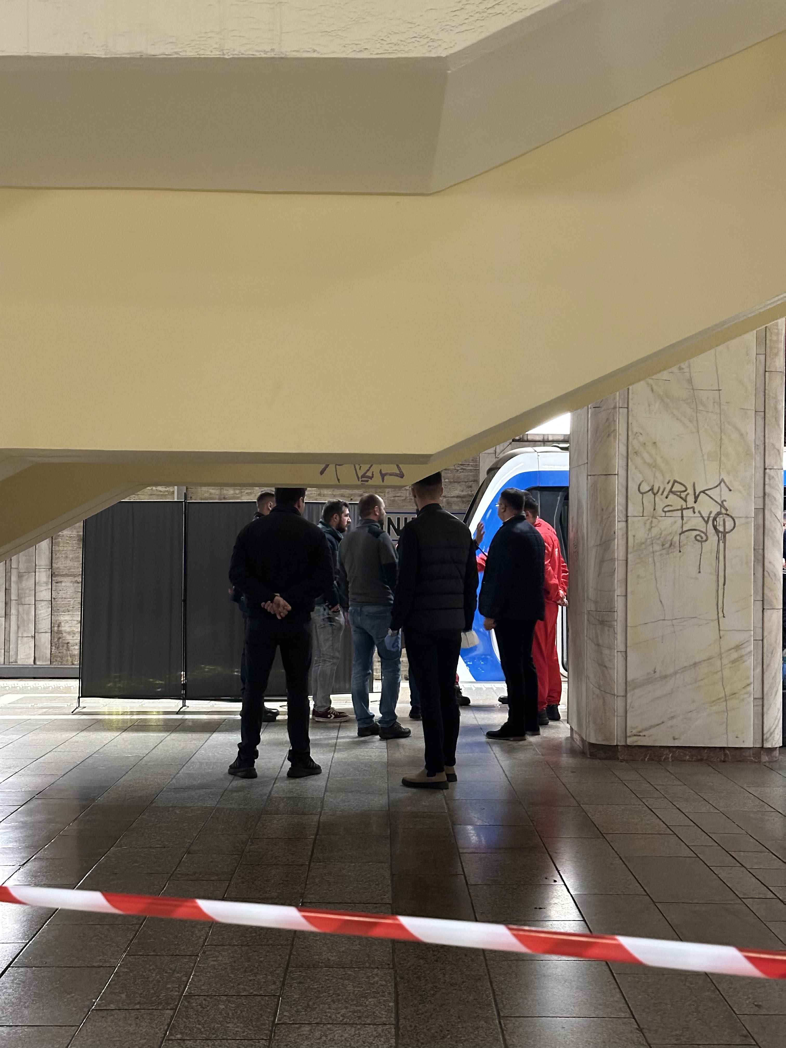 Circulație blocată la metrou, la stația Unirii 2 în urma unui incident