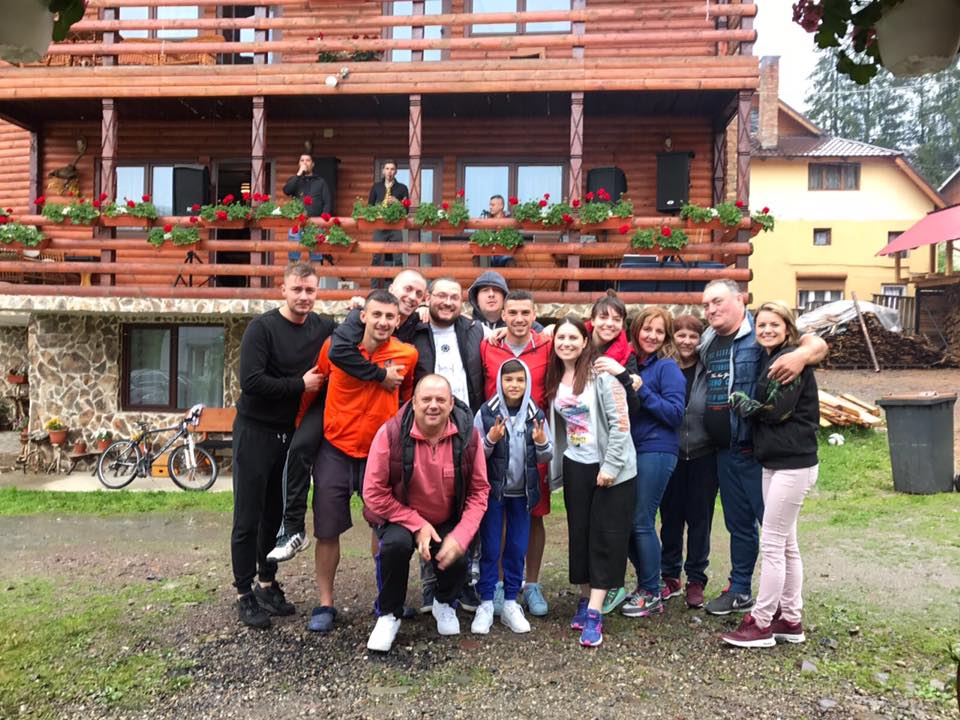 Nicolae Stanciu și-a petrecut vacanța de vară cu familia, iubita și cu viitorii socri | GALERIE FOTO