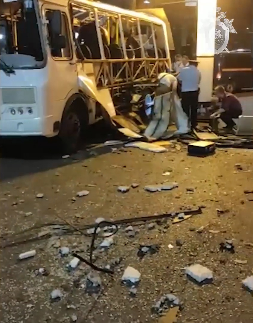 Un autobuz cu călători a explodat în stație, în Rusia. Doi oameni au murit
