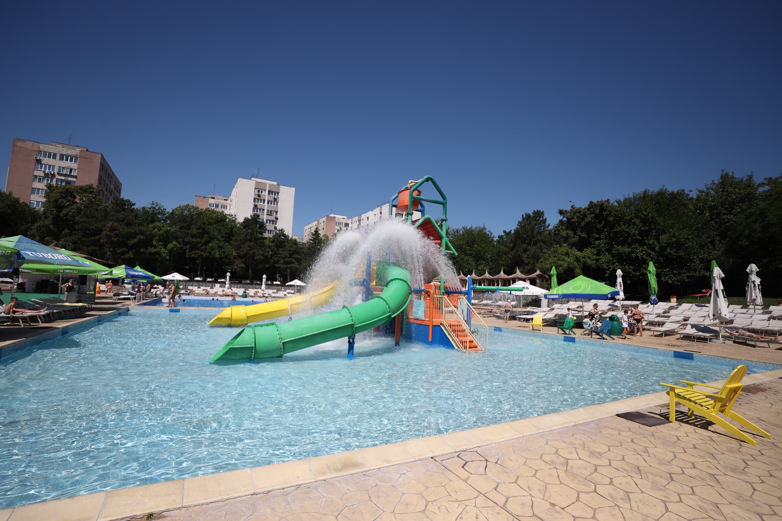Cât costă intrarea la piscinele din București în vara lui 2026