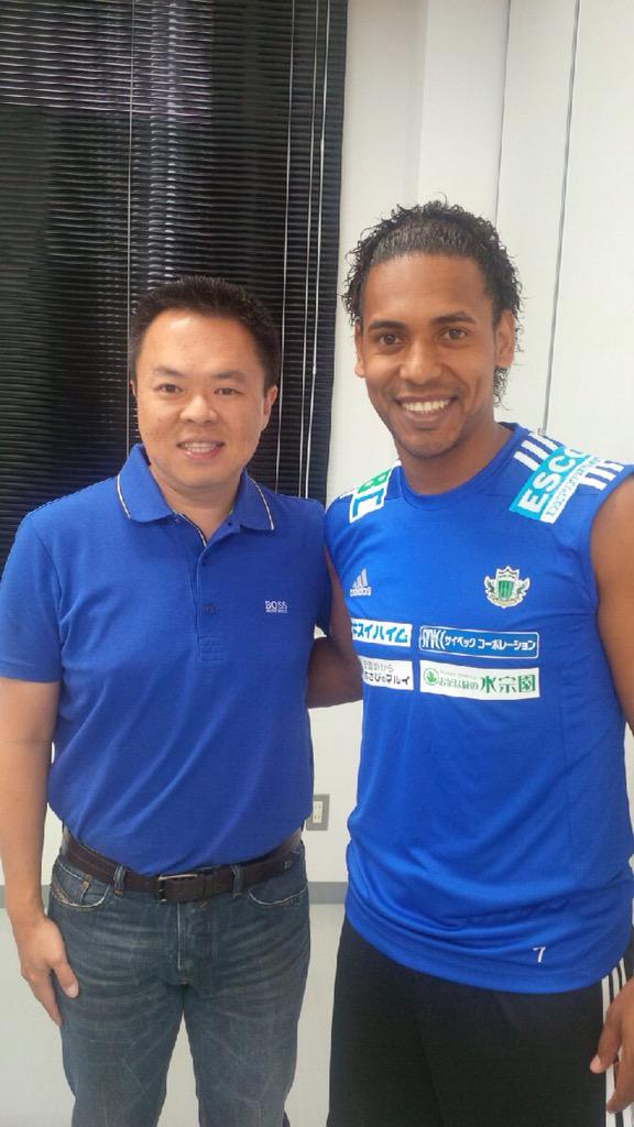 Eric de Oliveira face spectacol la antrenamentele echipei Matsumoto Yamaga / VIDEO
