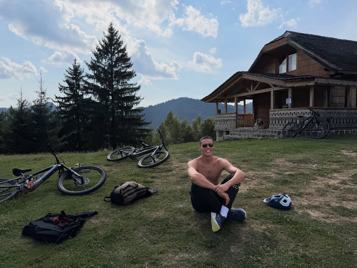 David Popovici și satul Șapartoc