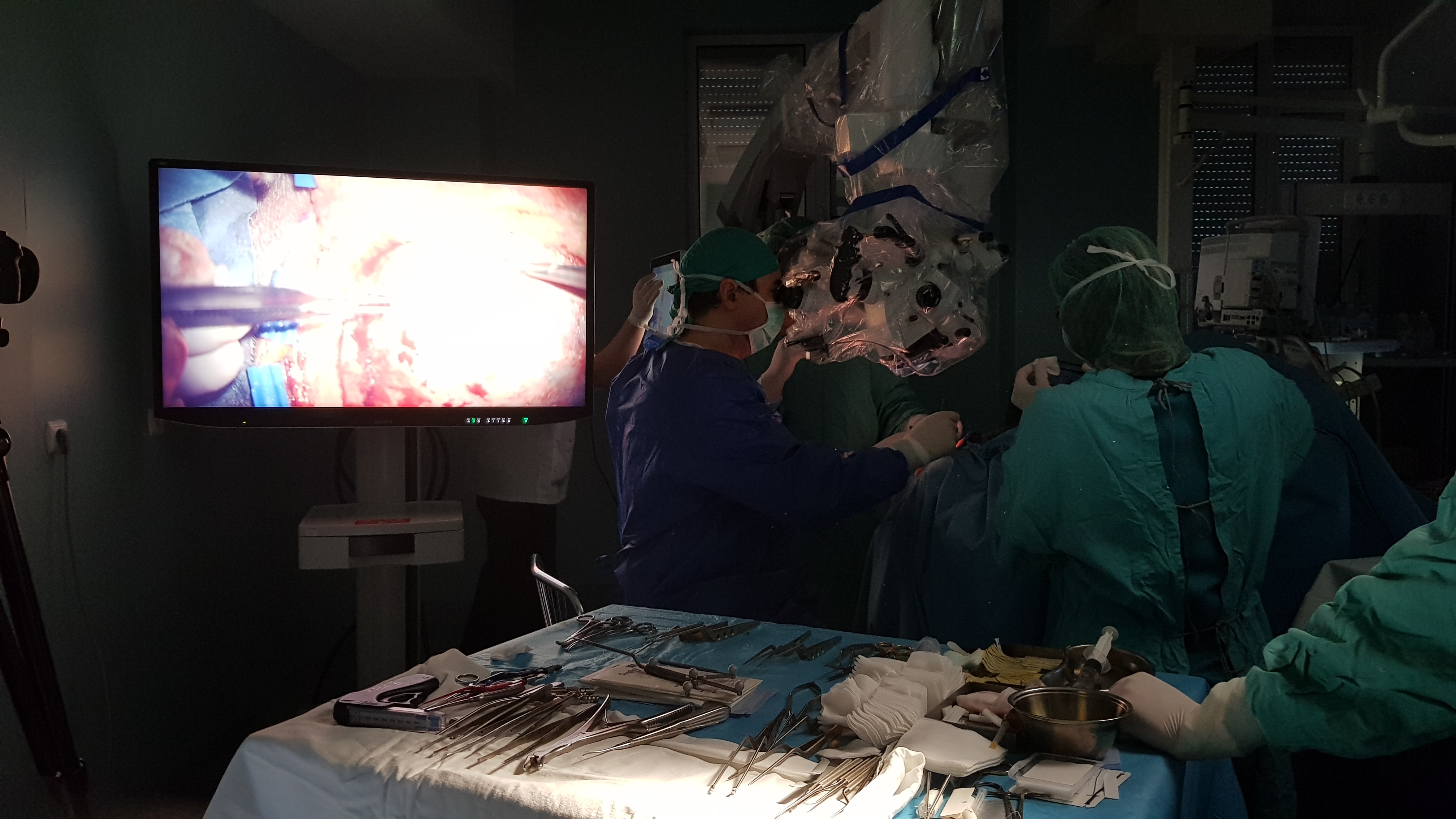 VIDEO&FOTO/ Operație pe creier cu aparatură de 1 milion de euro la Spitalul de Neurochirurgie din Iași. Medicul Lucian Eva: "Cu această aparatură intervenția devine minim invazivă"