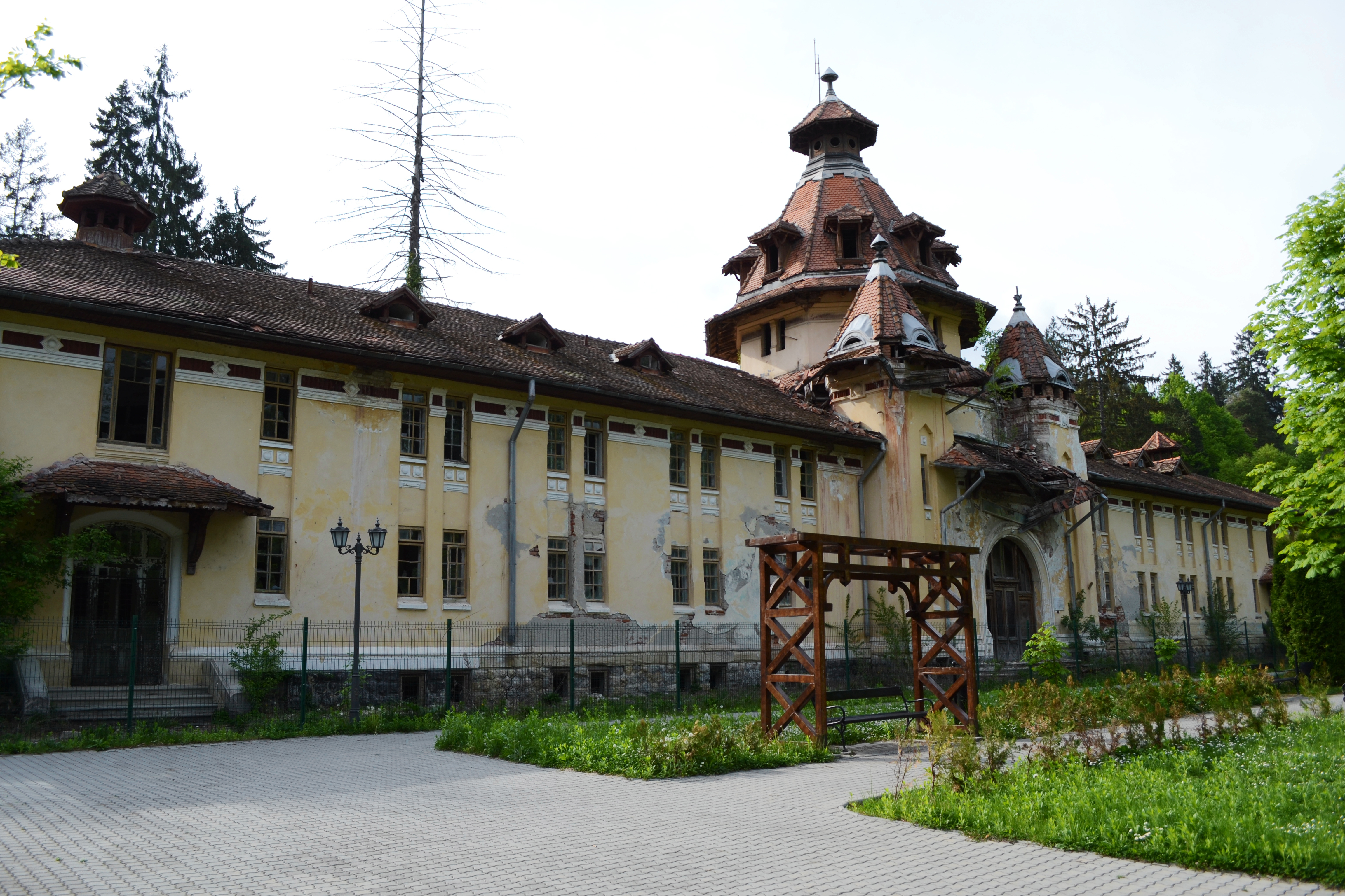 Stațiunea Băile Govora. Tot ce trebuie să știi despre cel mai mare parc balneo din țară