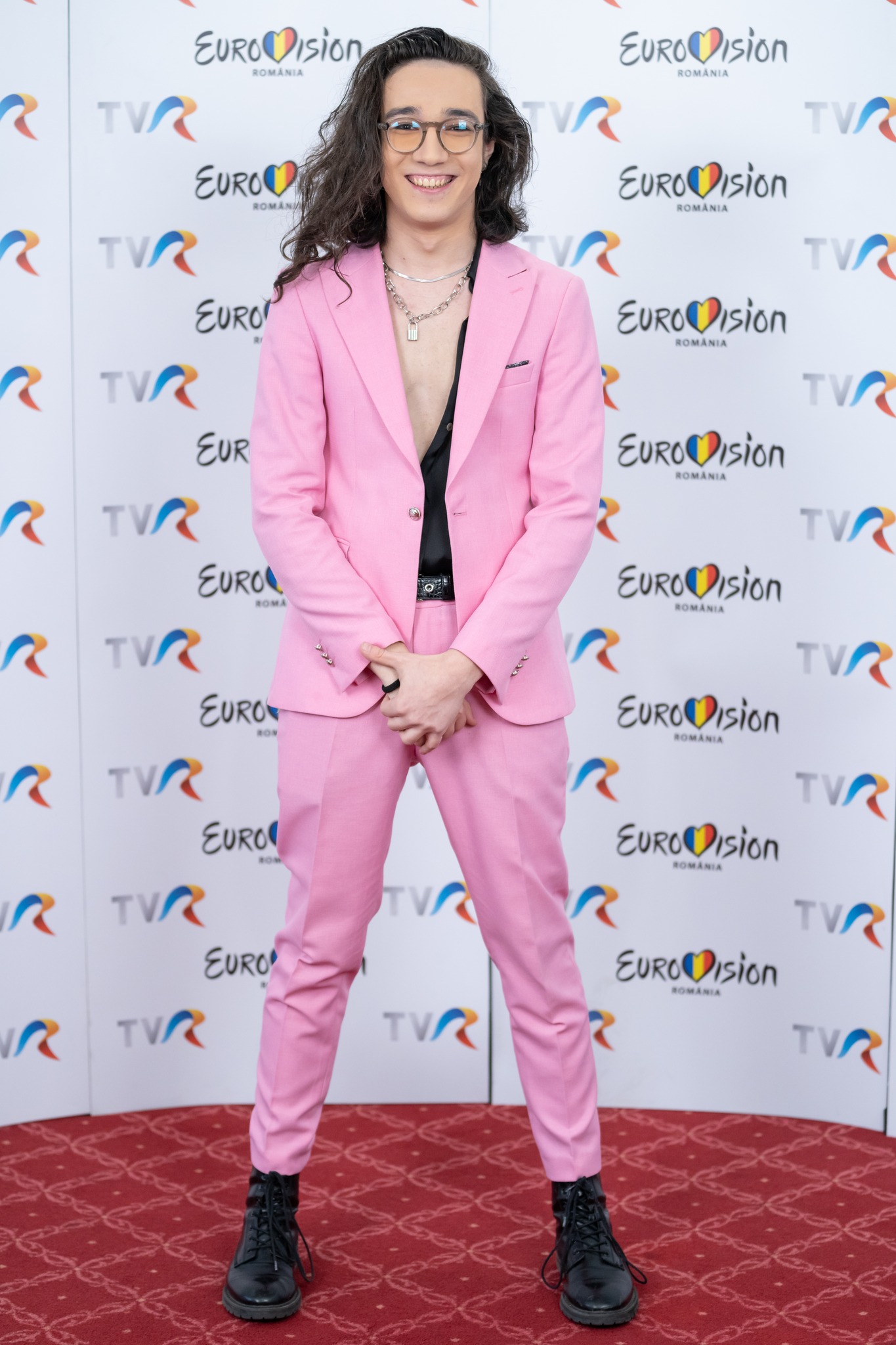 Horia Moculescu critică aparițiile lui Theodor Andrei, reprezentantul României la Eurovision 2023: „Îmi e jenă, l-am văzut îmbrăcat așa”